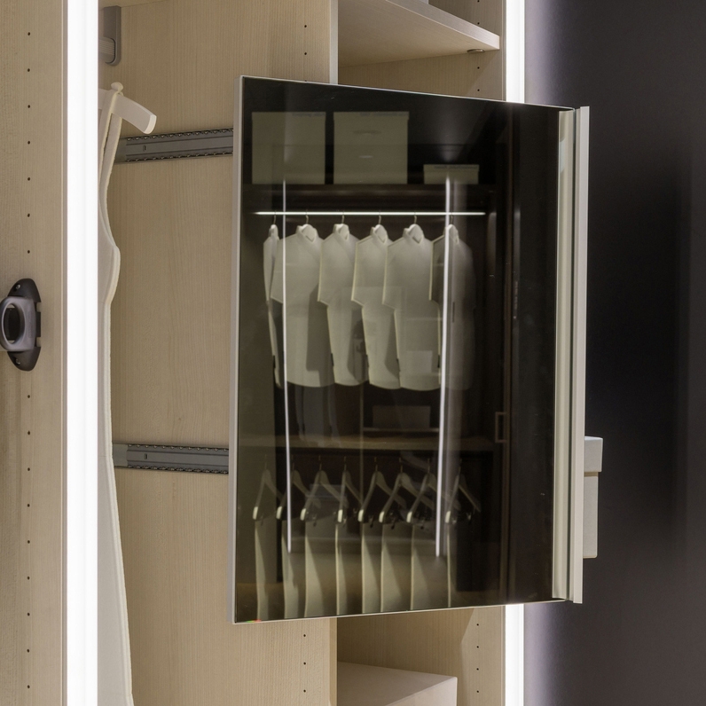 Display product Pull-out swivel mirror from manufacturer raumplus