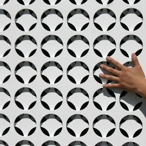 Interlam - Art Diffusion® Circle Screen