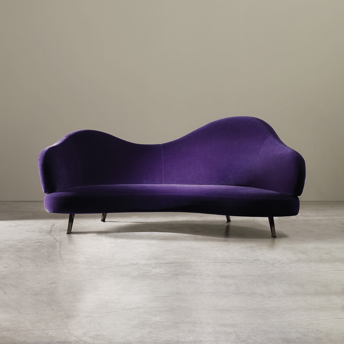 Vertoon produk Charming Divan van vervaardiger adele-c