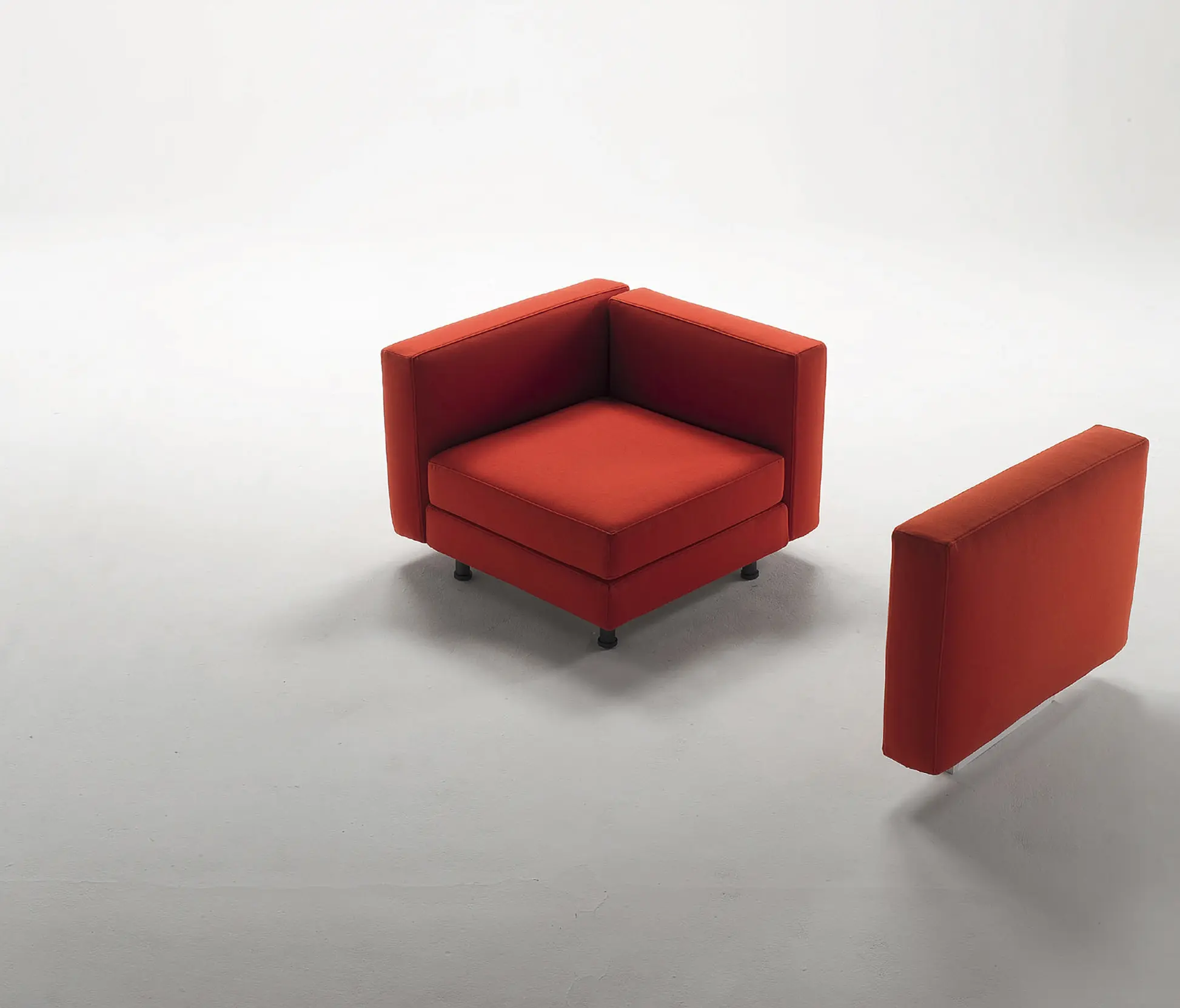 adele-c - Passepartout Armchair