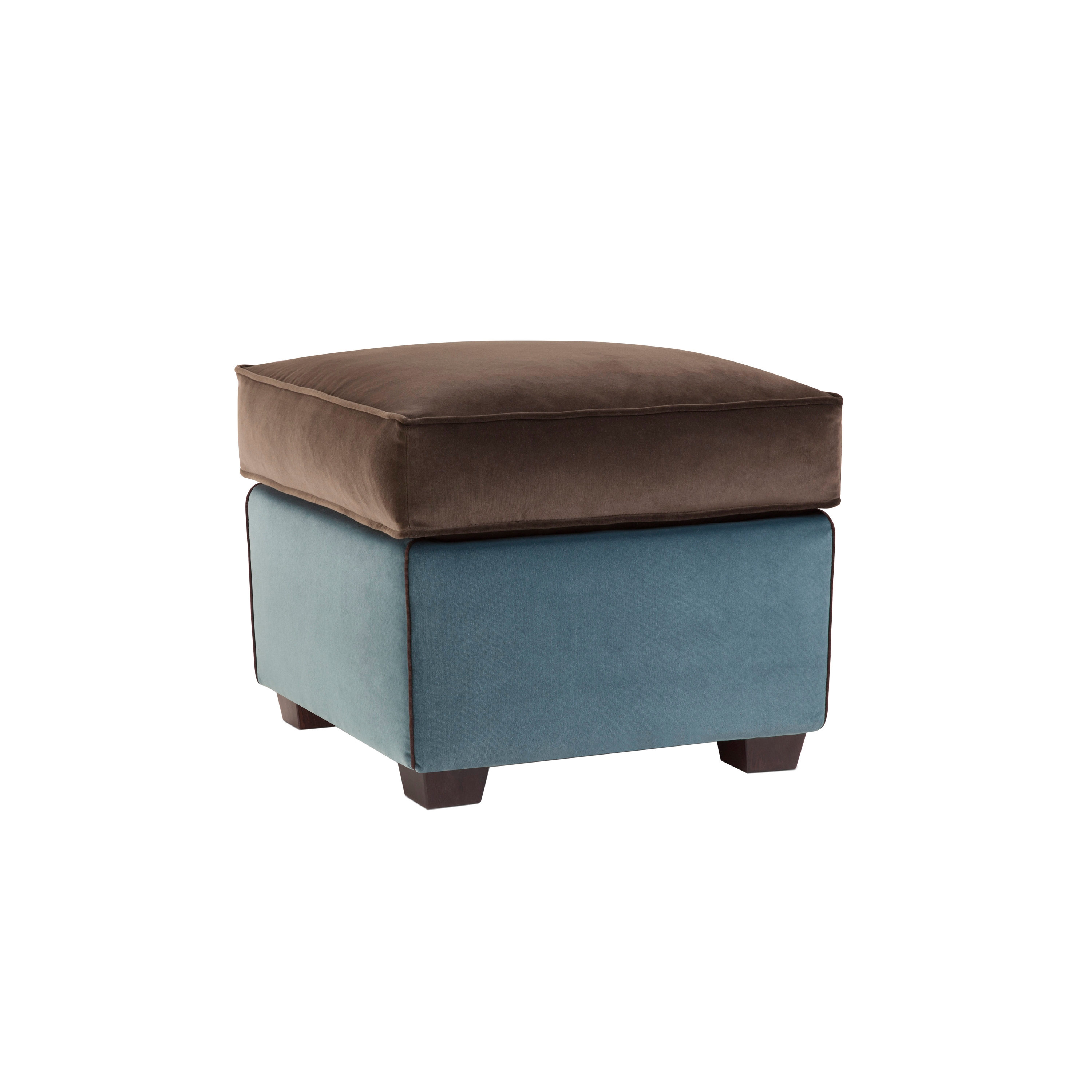 Display product Zarina pouf from manufacturer adele-c