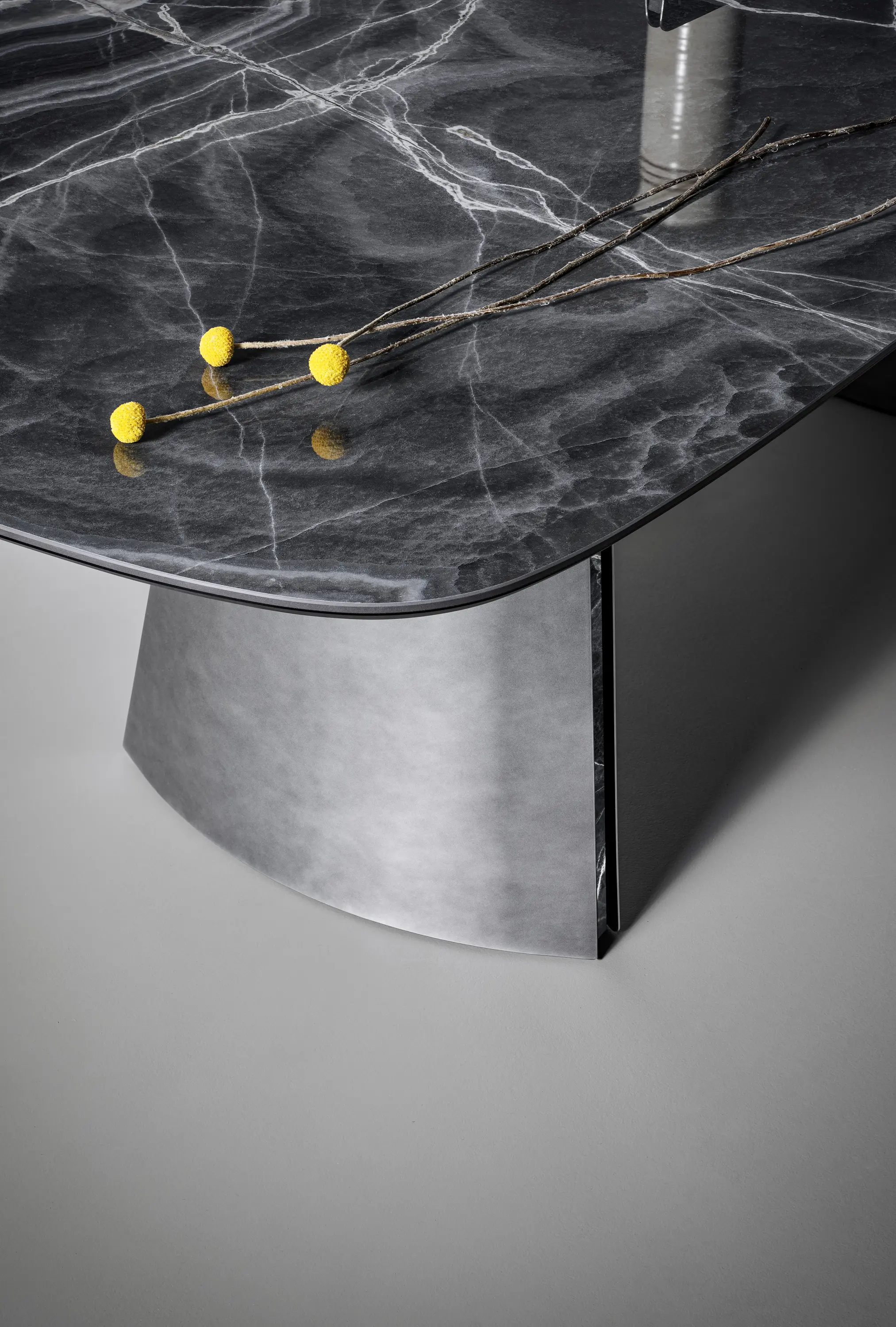 Bonaldo - Torii - leaf version