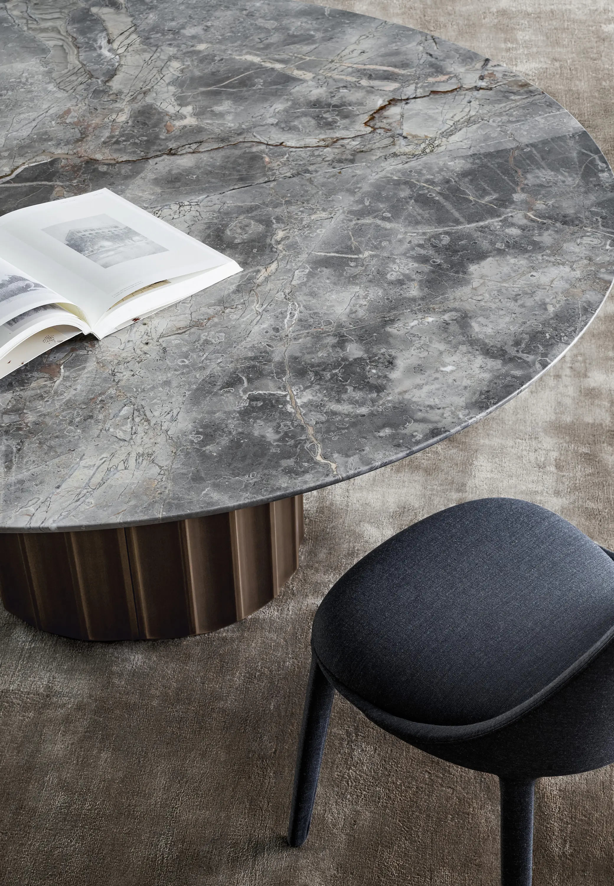 Bonaldo - Dorian table