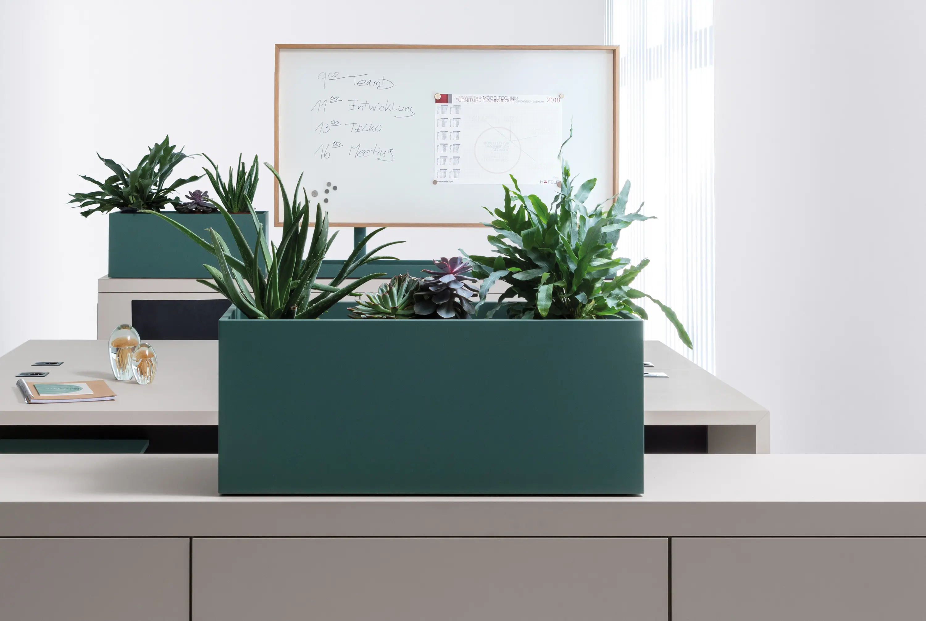 werner works - basic top | plant container