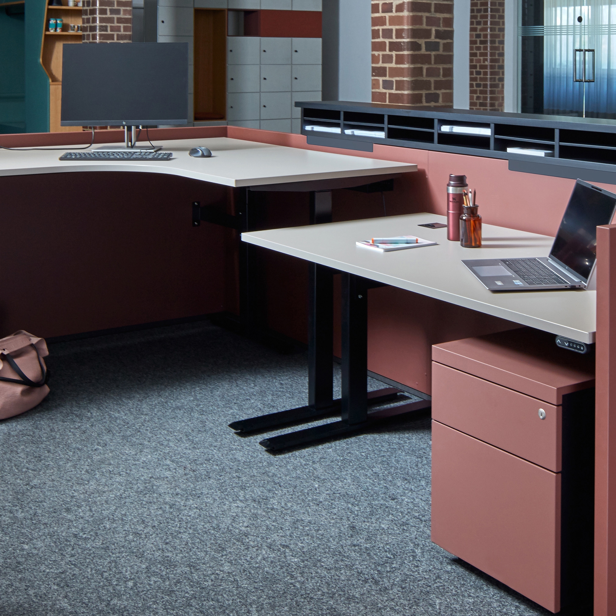 Mostra il prodotto basic C Reception system del produttore werner works