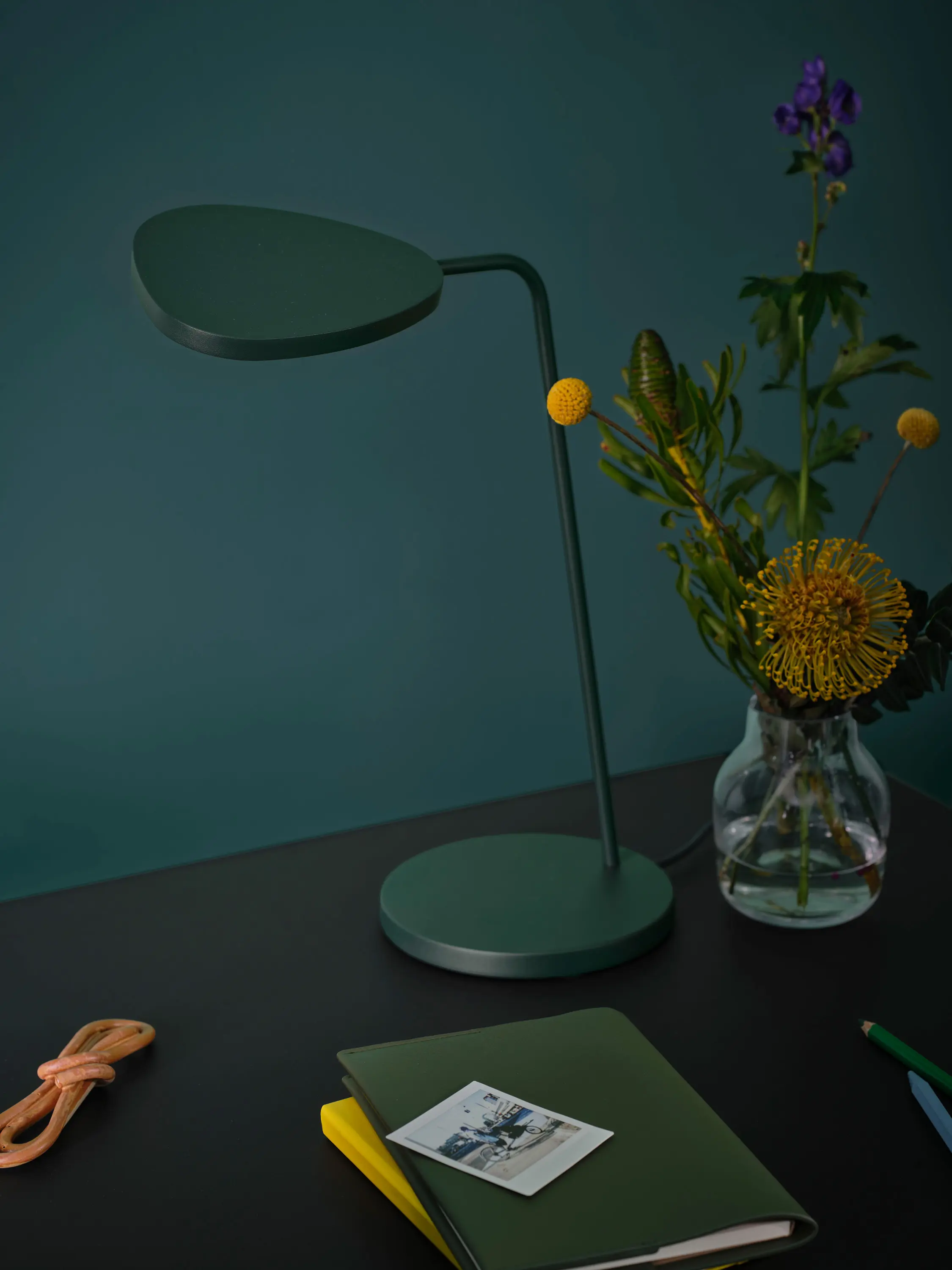 Muuto - Leaf Table Lamp