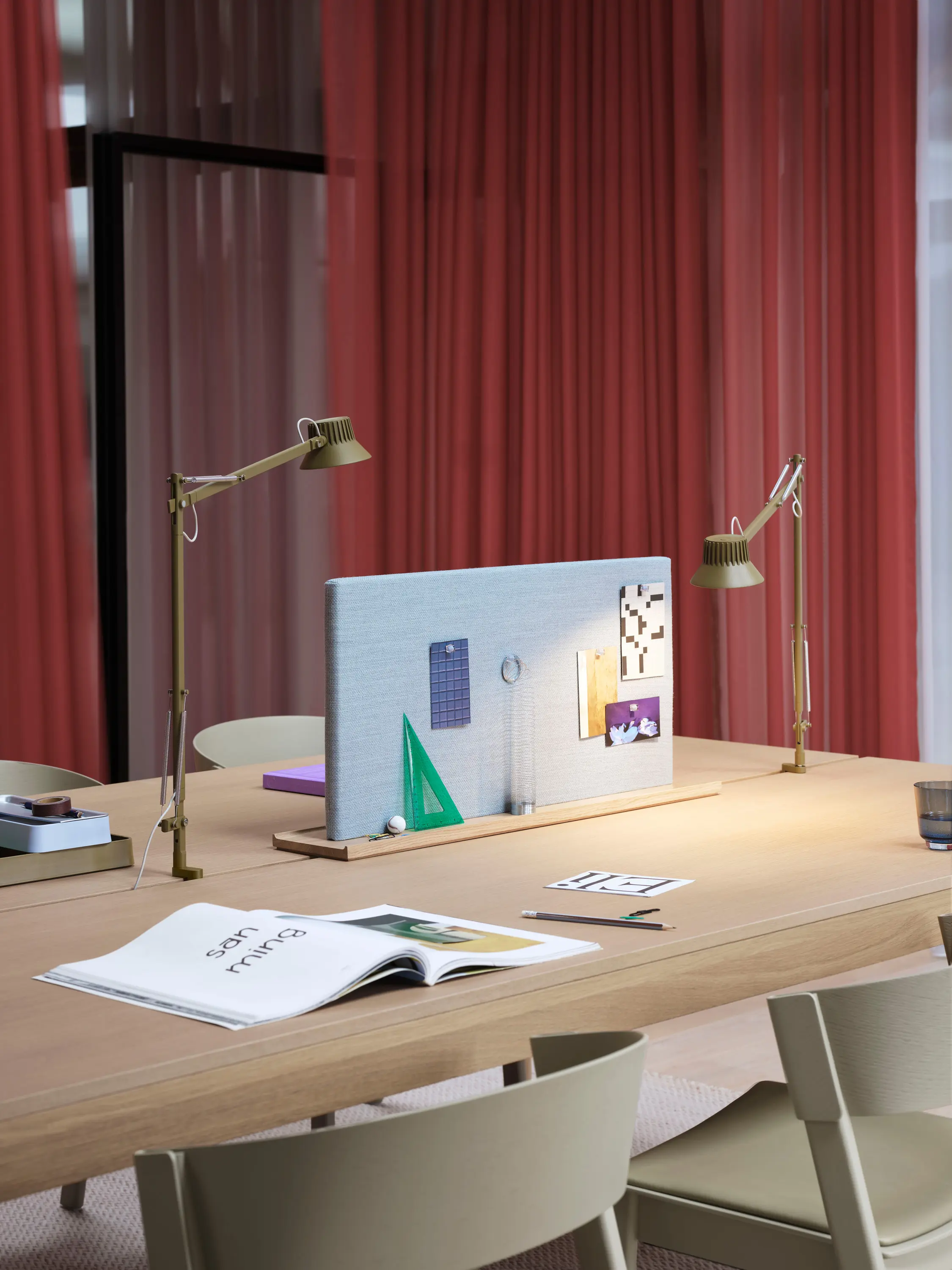 Muuto - Linear Wood Table | 260 x 90 cm / 102.4 x 35.4"