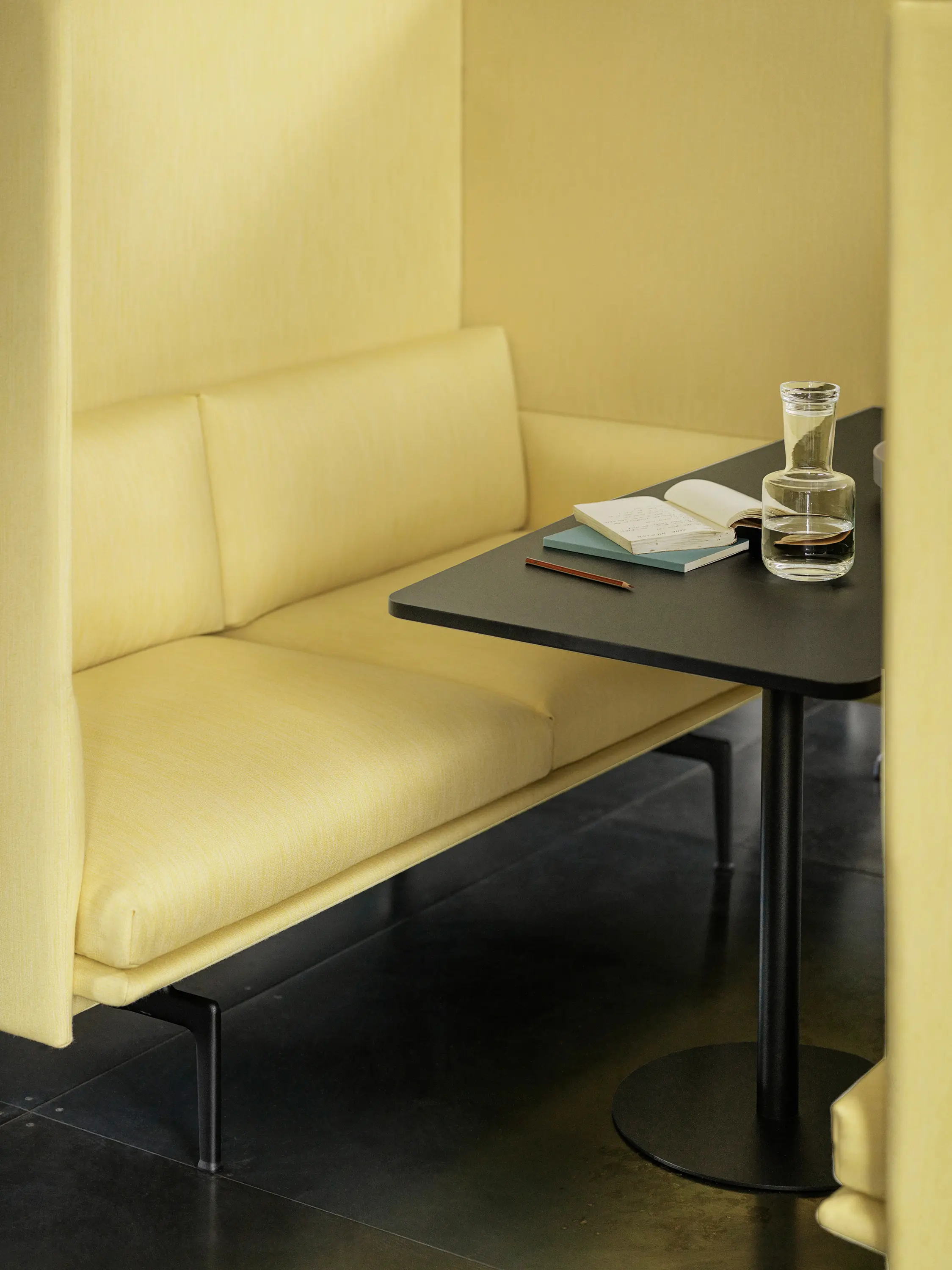 Muuto - Outline Highback | 2-Seater