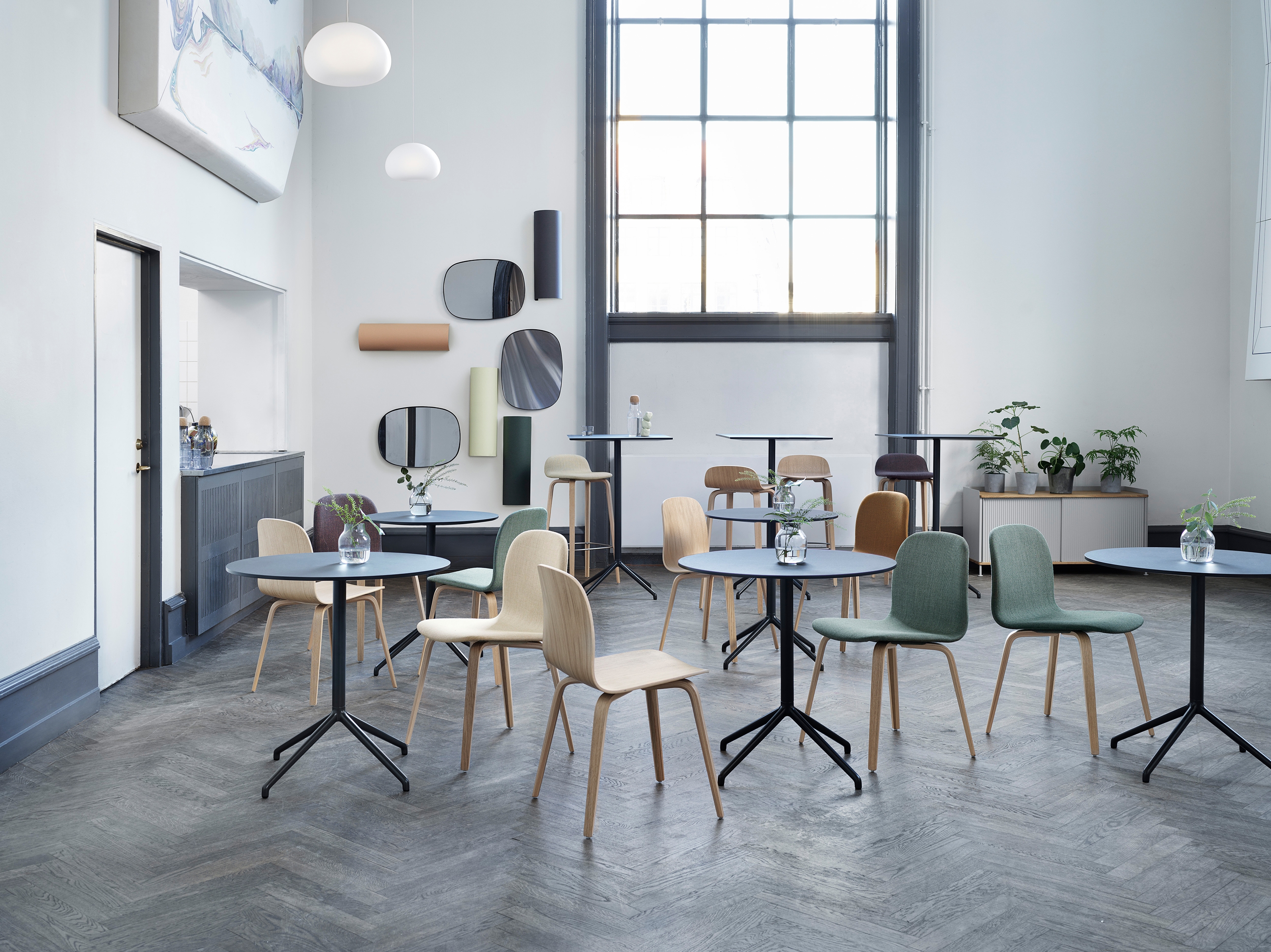 STILL CAFÉ TABLE | Ø 75 H: 105 - Standing tables from Muuto | Architonic
