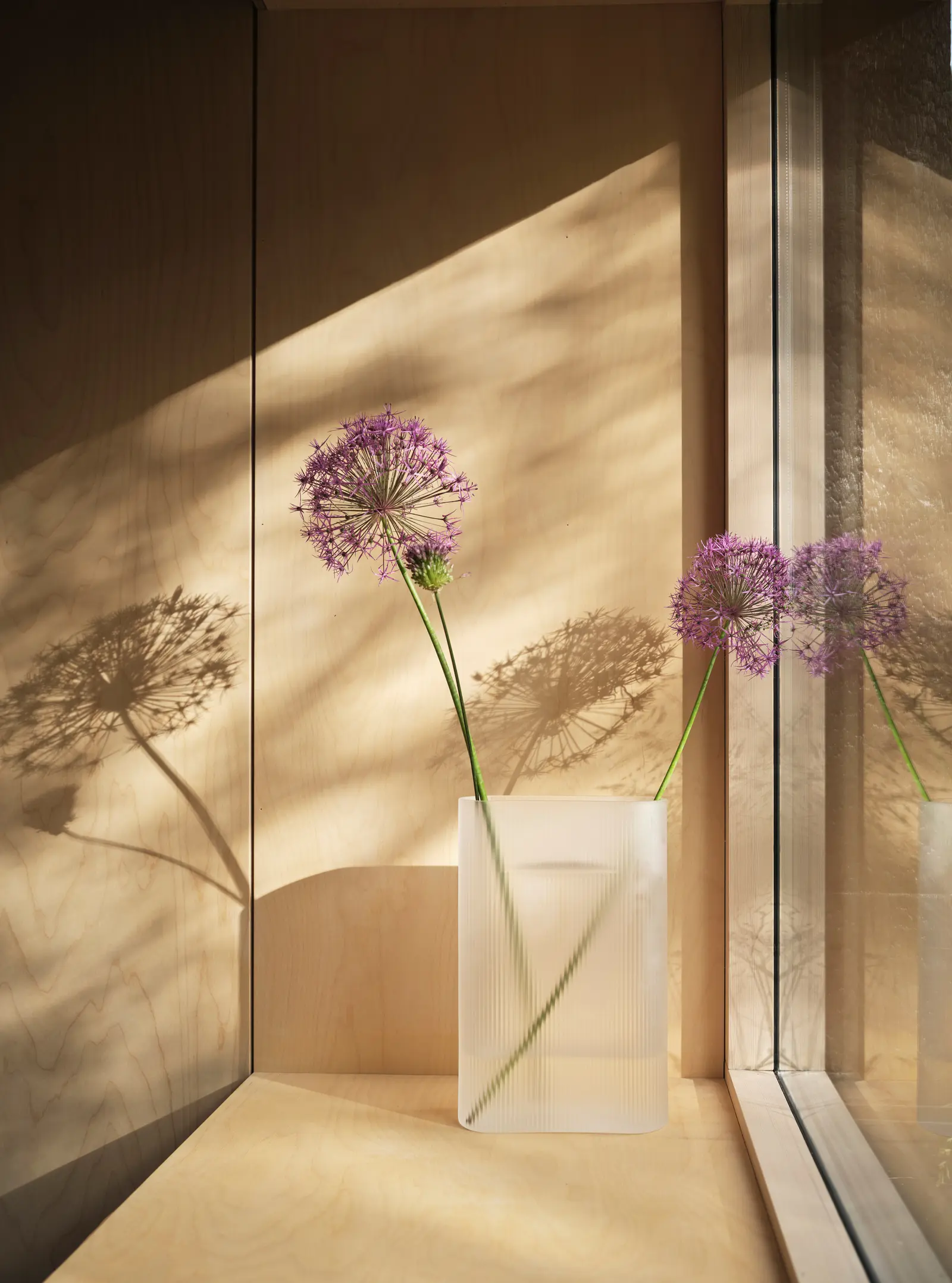 RIDGE VASE | H48,5CM - Vases from Muuto