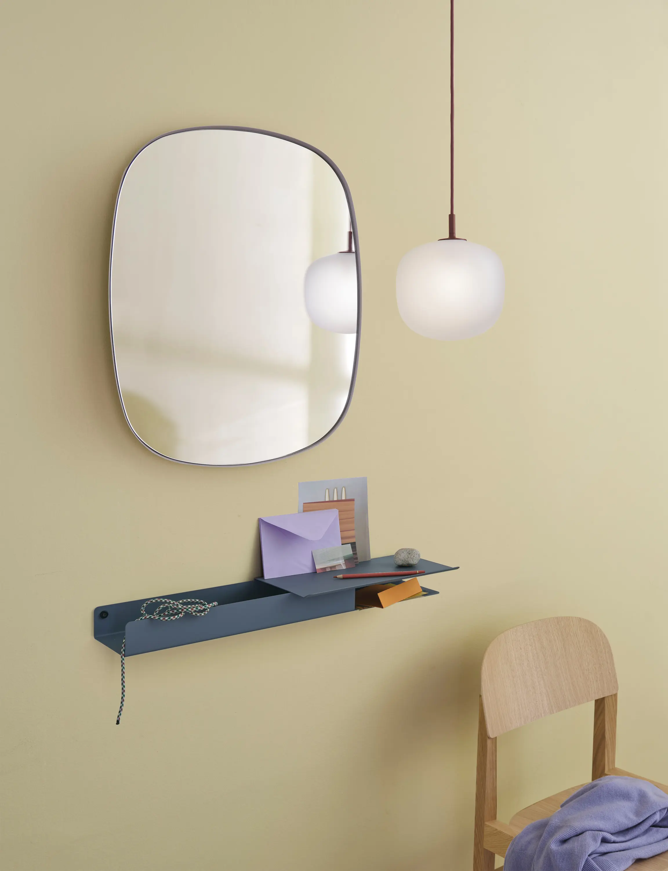 Muuto - Framed Mirror