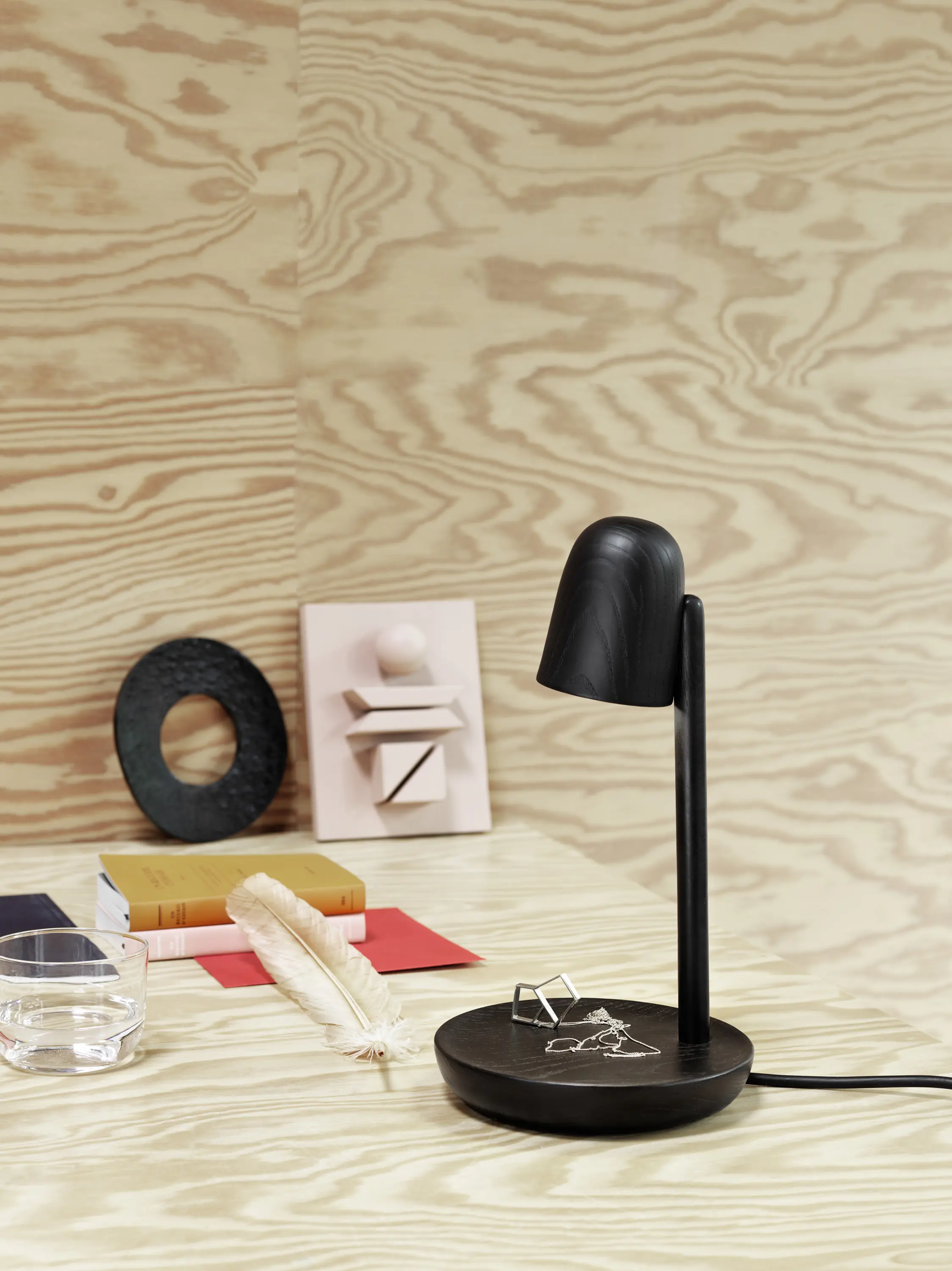 Muuto - Focus Table Lamp