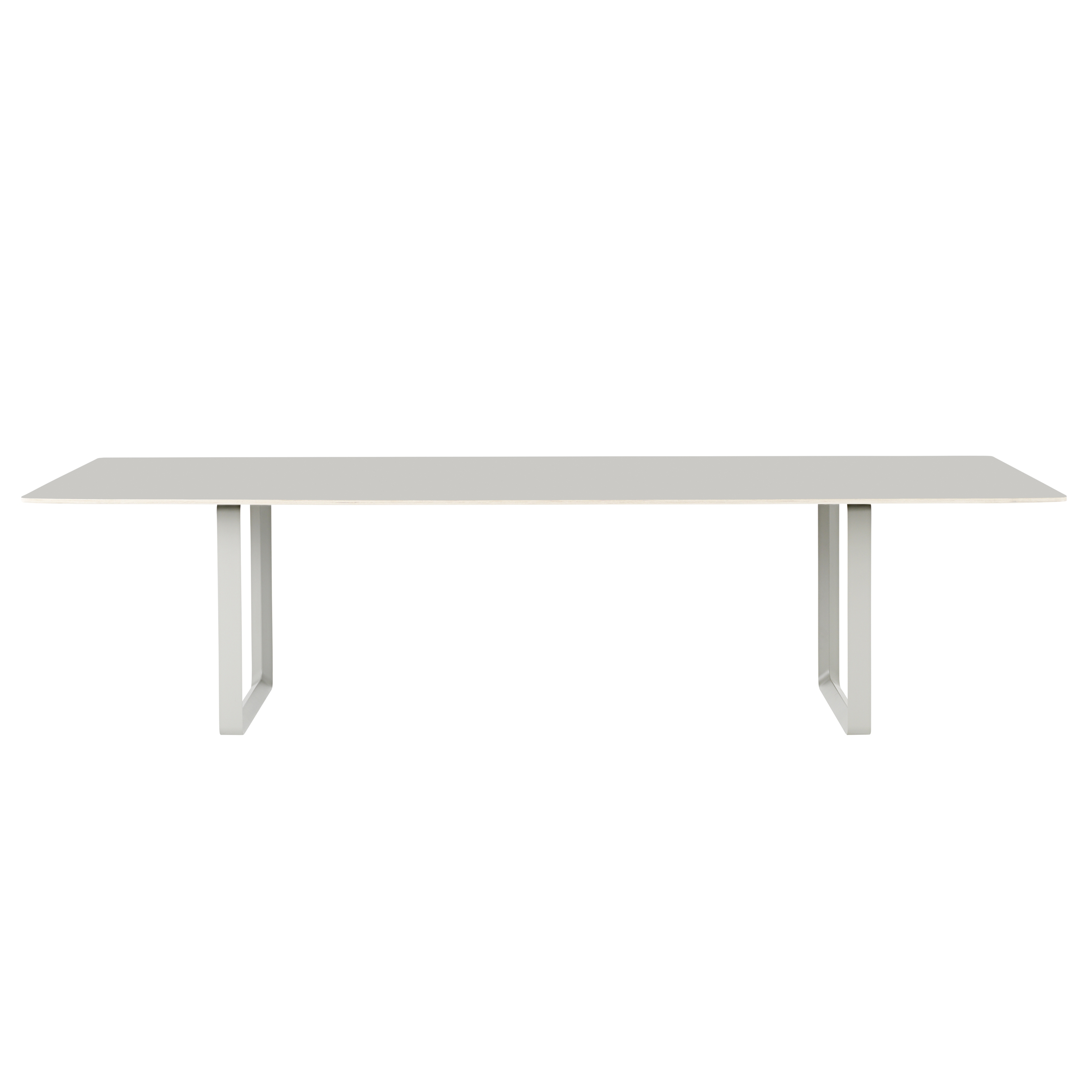 70/70 Table | 295 x 108 cm / 116 x 42.5"