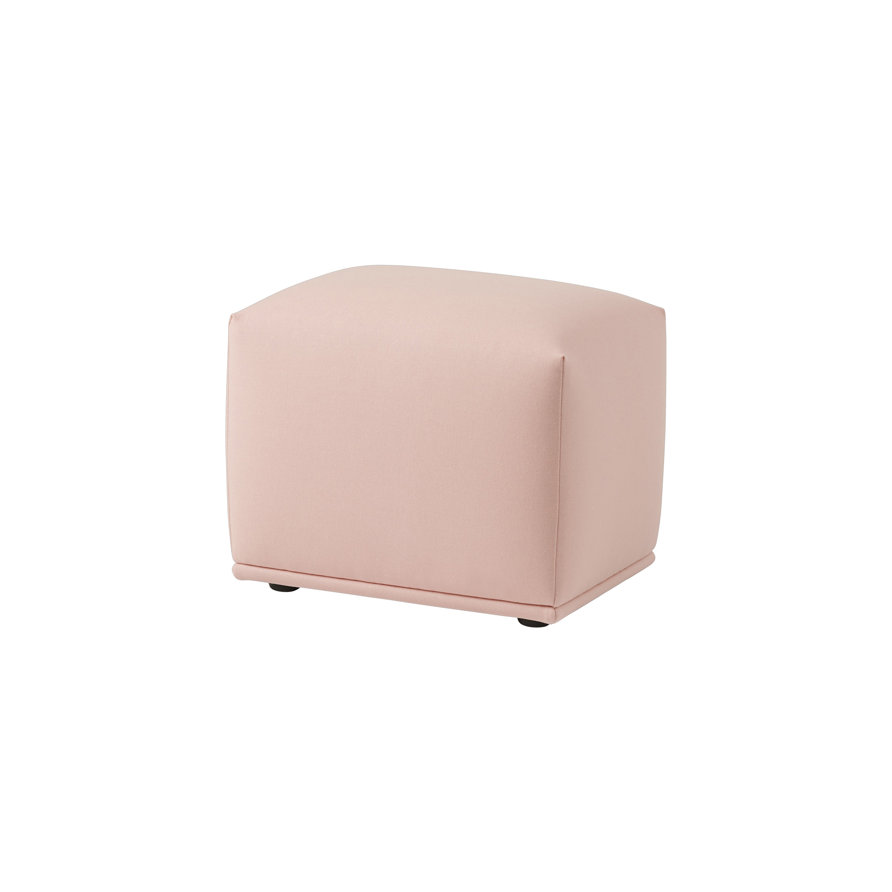 Echo Pouf | 38 X 52 CM / 15 X 20.5"