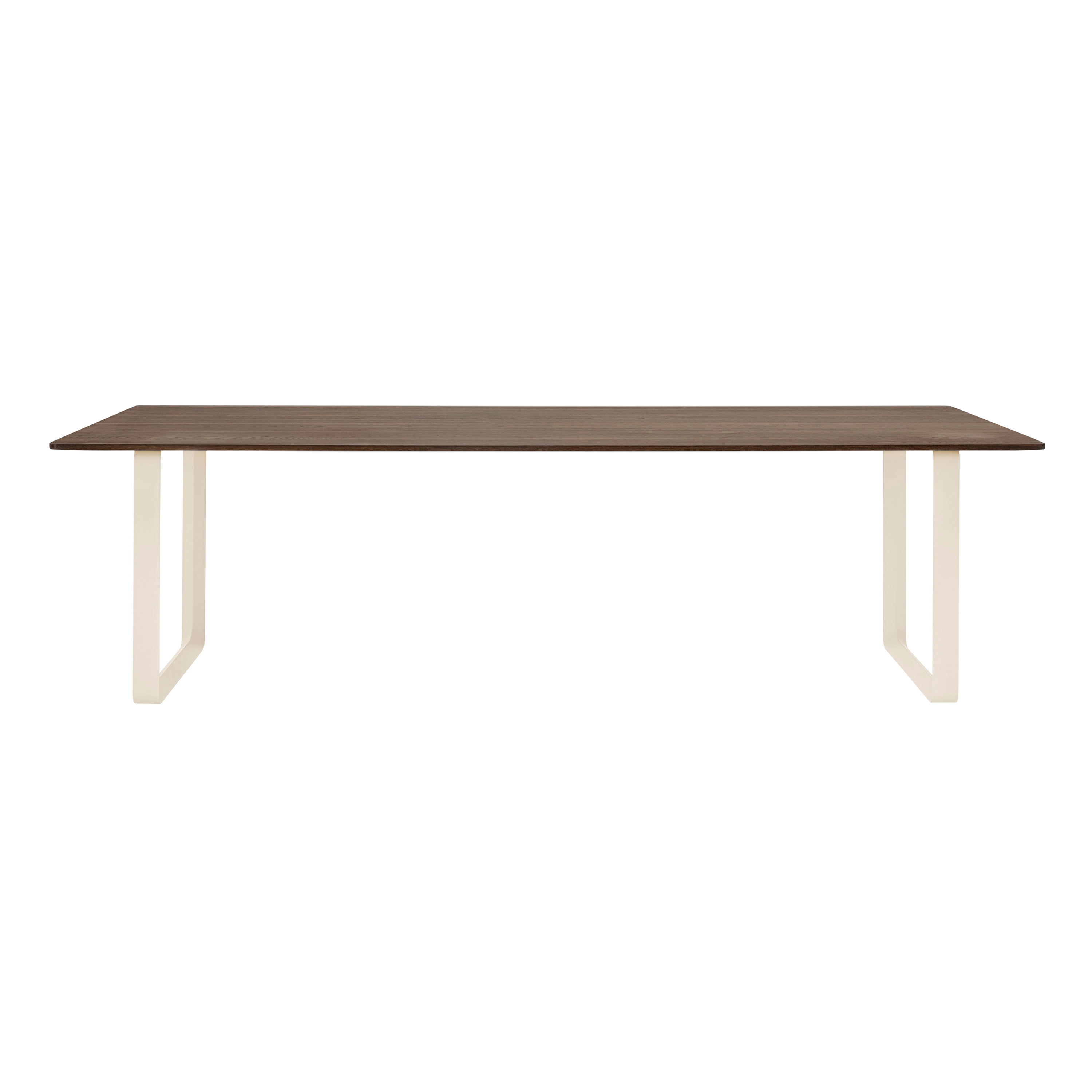 70/70 Table | 255 x 108 cm / 100.5 x 42.5"