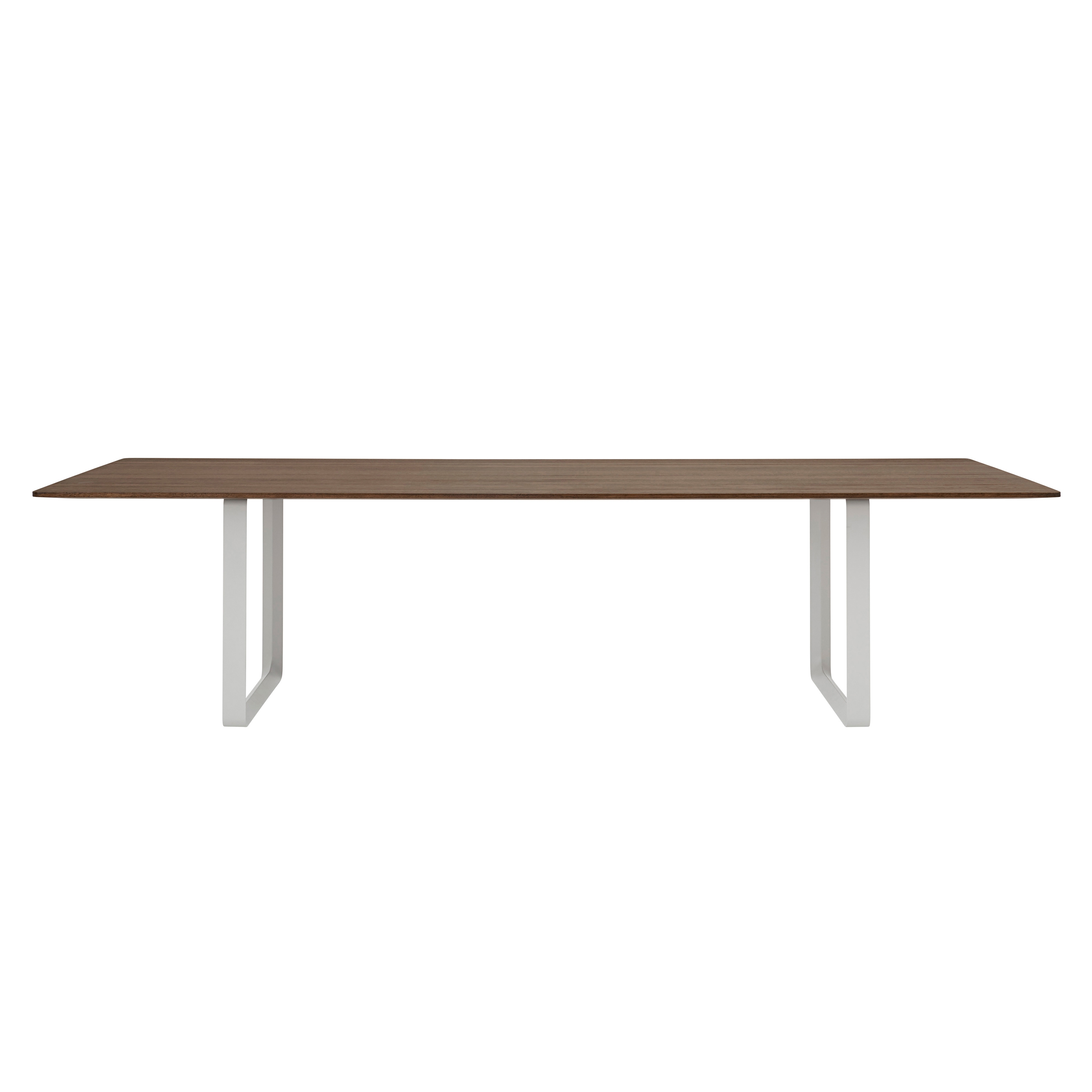 70/70 Table | 295 x 108 cm / 116 x 42.5"