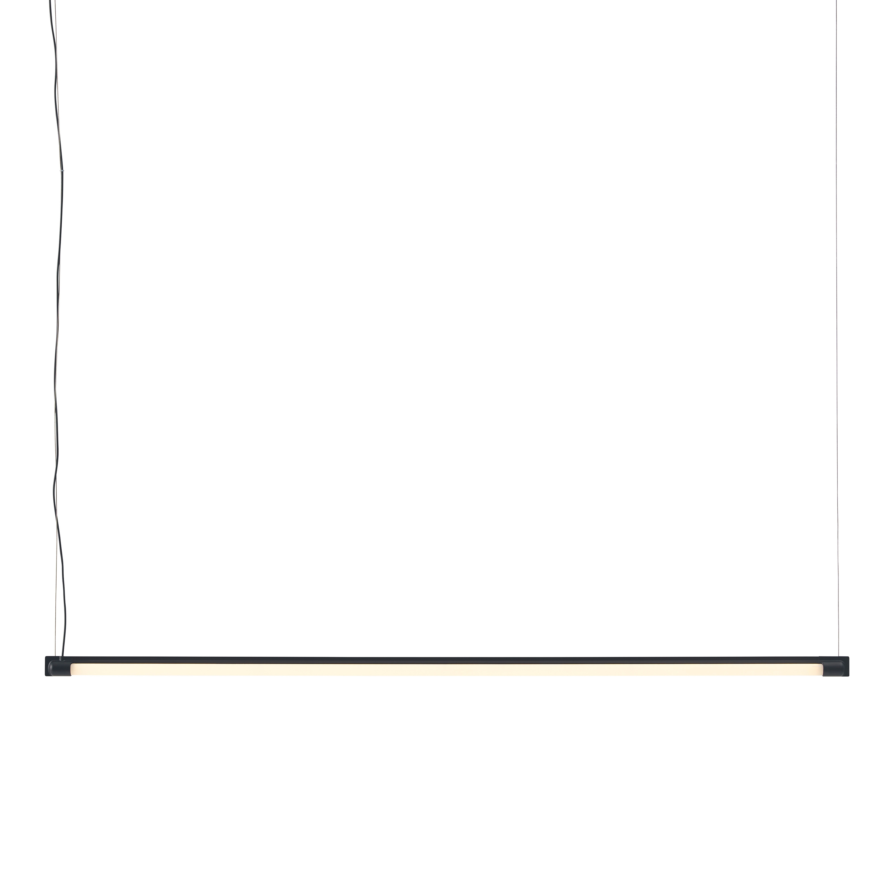 Afficher le produit Fine Suspension Lamp / 120 CM / 47.25" du fabricant Muuto