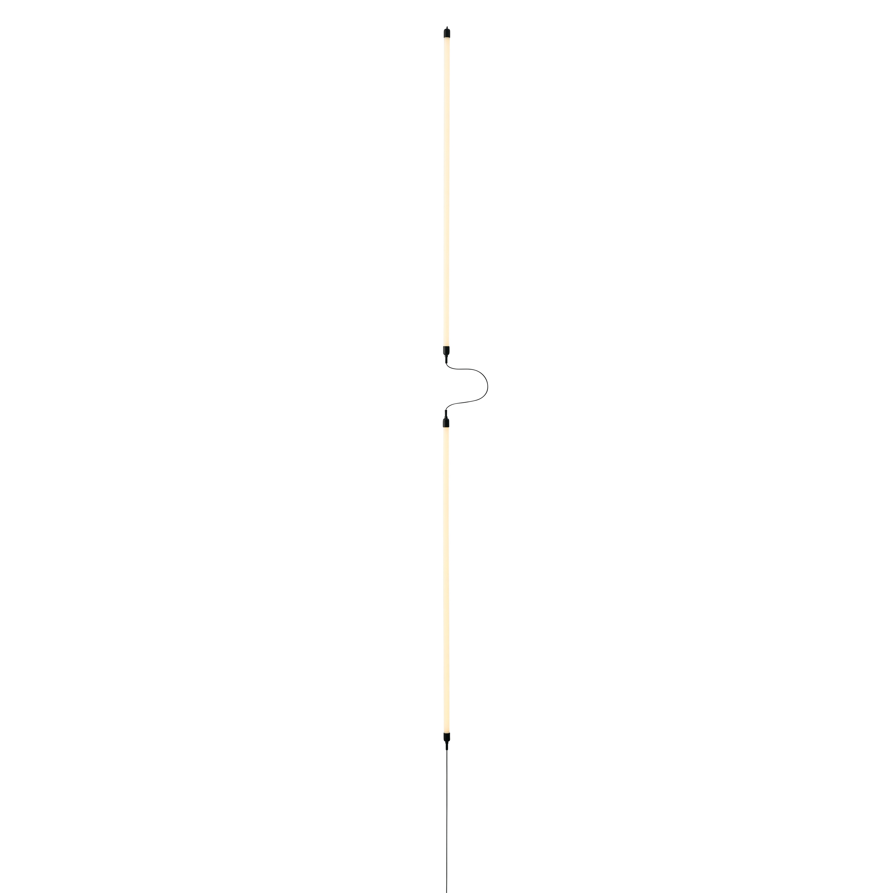Produkt Fine Wall/Ceiling Lamp / Configuration 5 des Herstellers Muuto anzeigen
