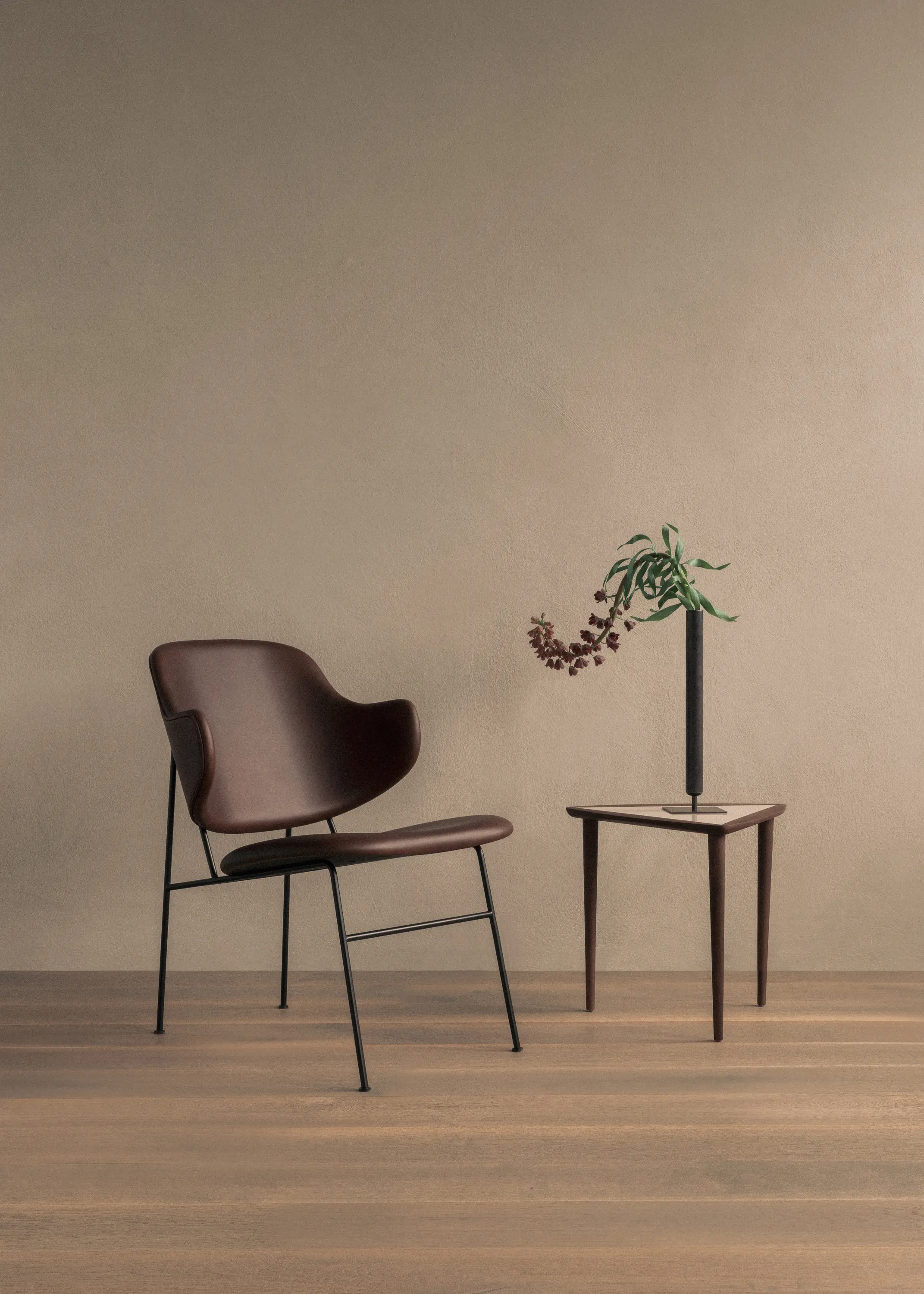Audo Copenhagen - The Penguin Rocking Chair, Black Steel /
Hallingdal 65 600