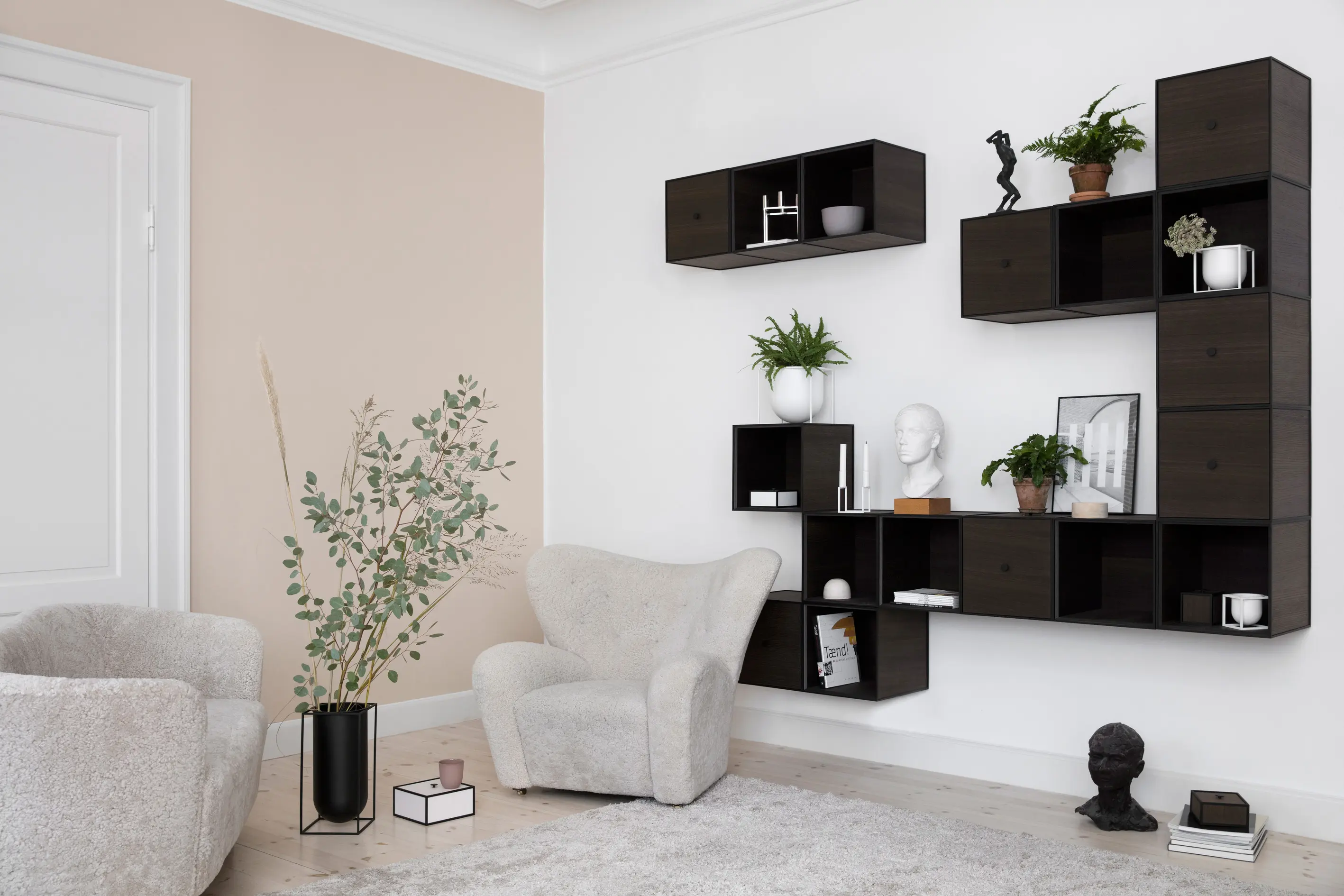 Audo Copenhagen - Frame 35 With 2 Drawers, Light Grey