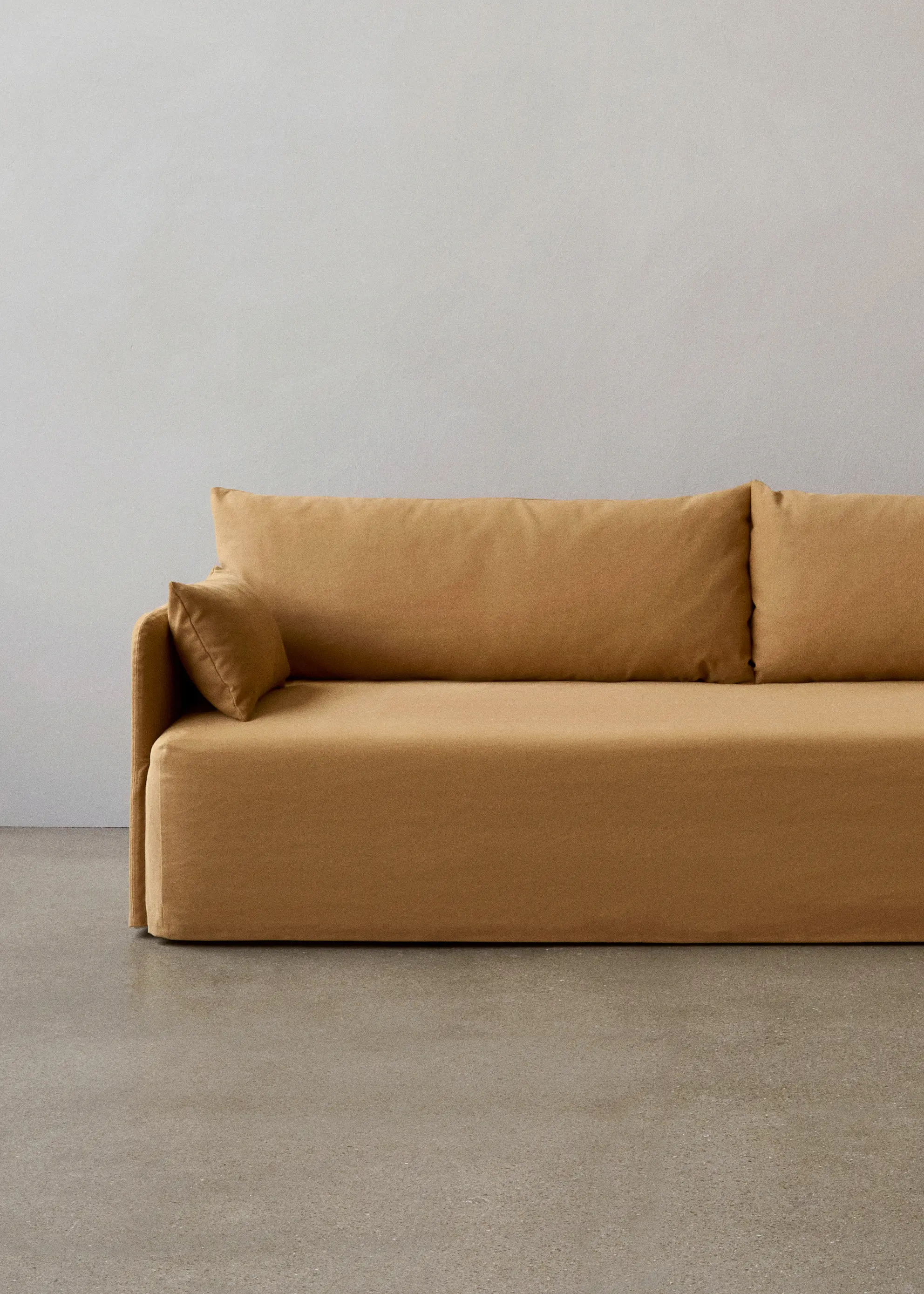 Audo Copenhagen - Offset Sofa | 3-seater, Safire 001