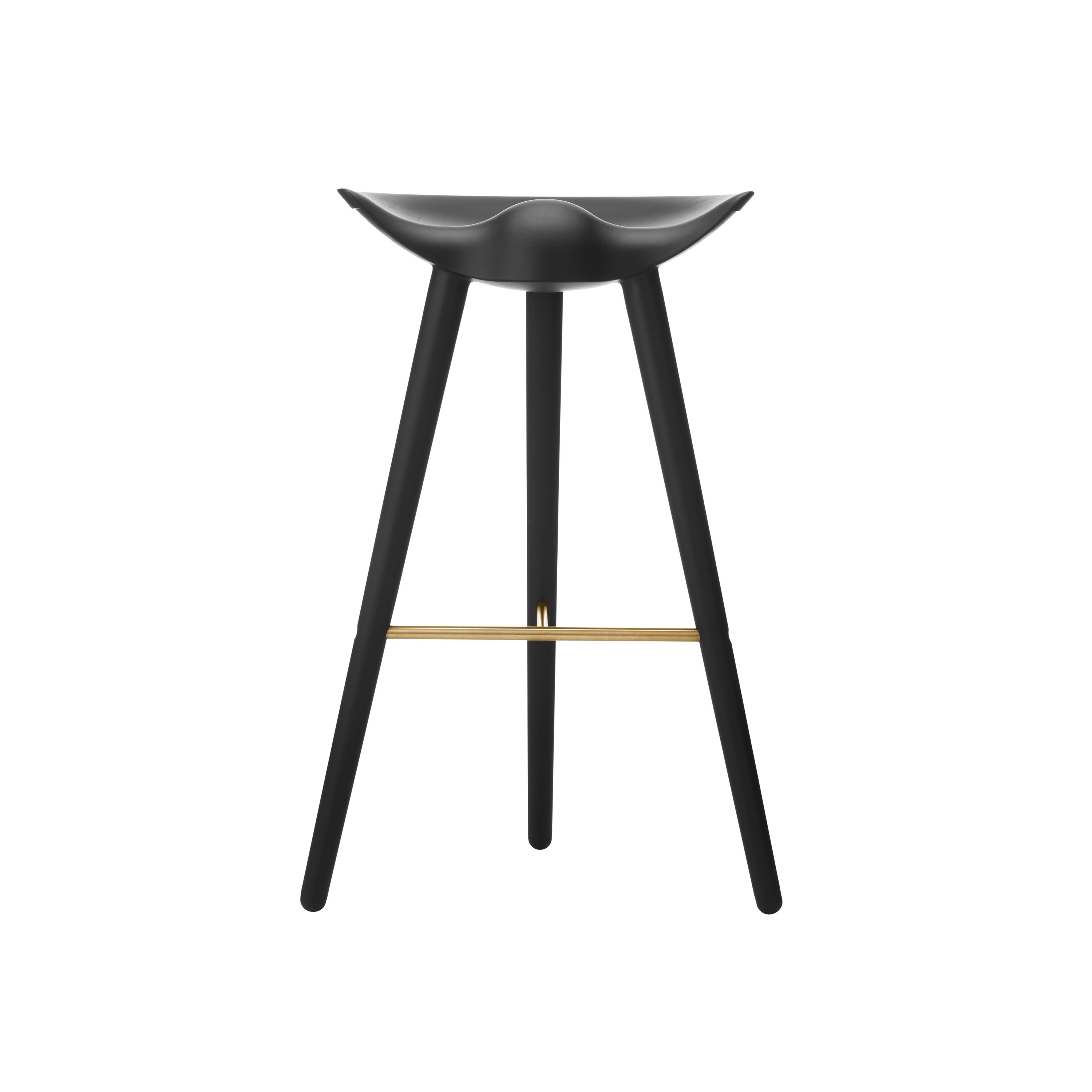 Afficher le produit ML42 Bar Stool, Black Stained Beech/Brass du fabricant Audo Copenhagen