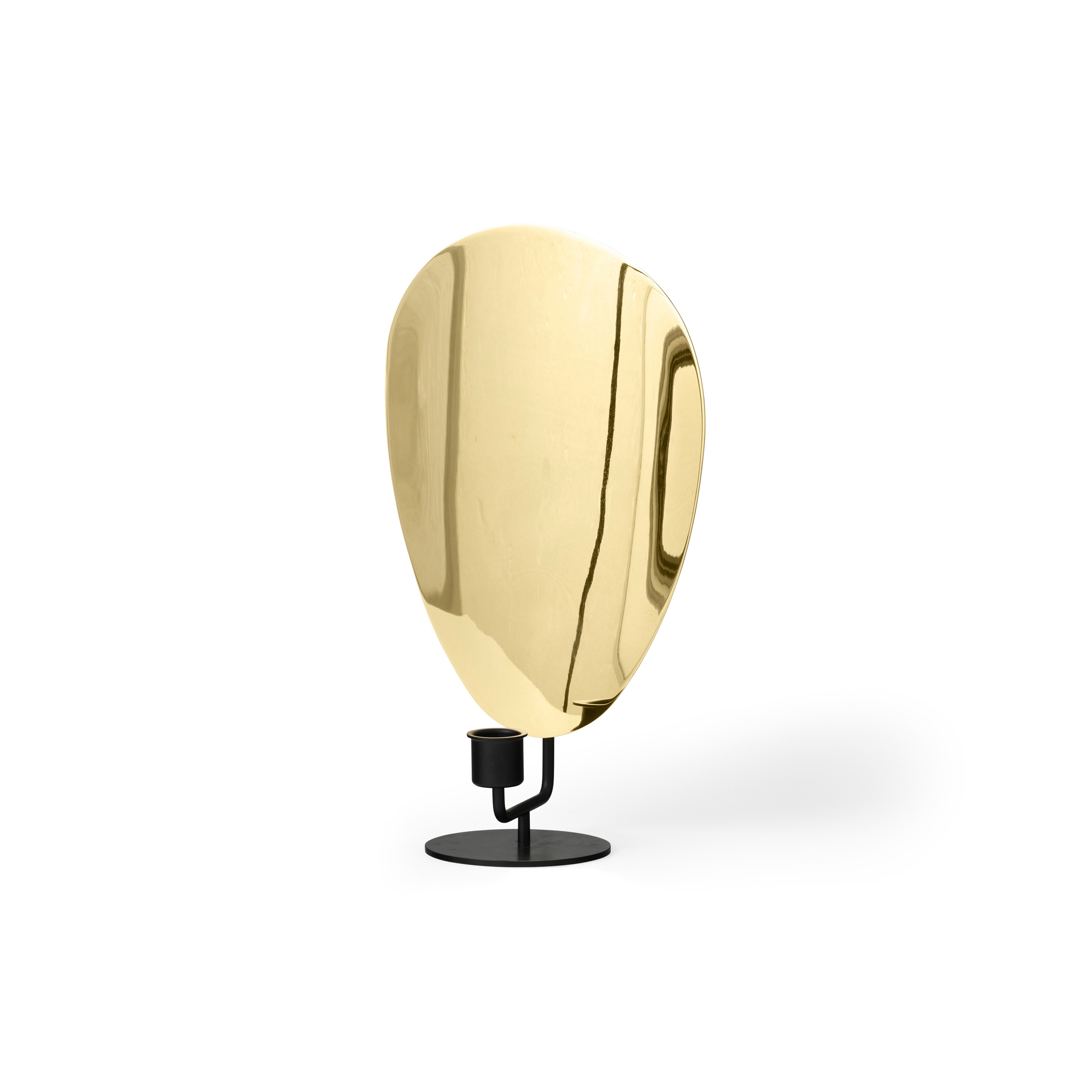 Mostra il prodotto Flambeau CH, H30, Table | Black/Polished Brass del produttore Audo Copenhagen