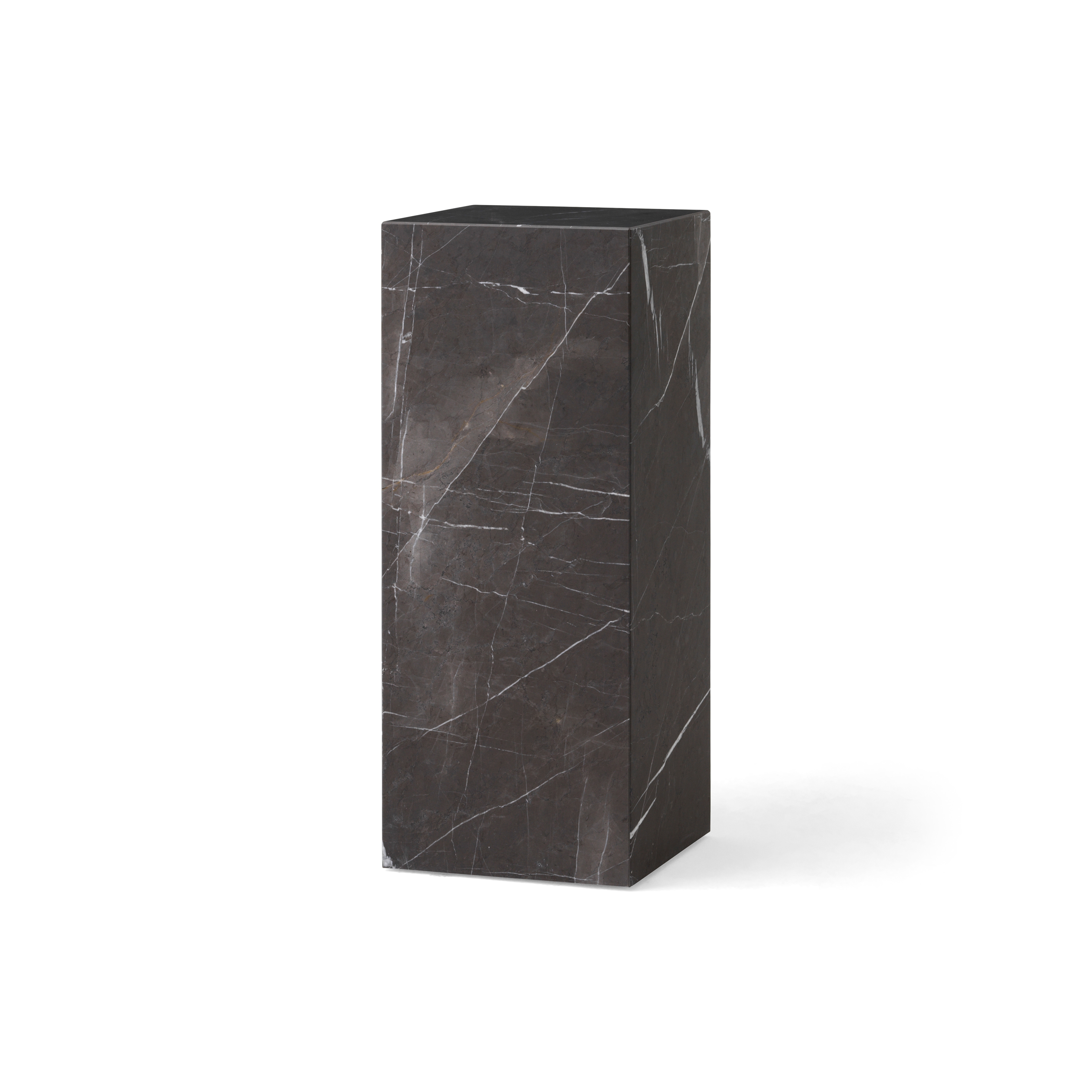 Mostra il prodotto Plinth Pedestal | Grey Kendzo del produttore Audo Copenhagen