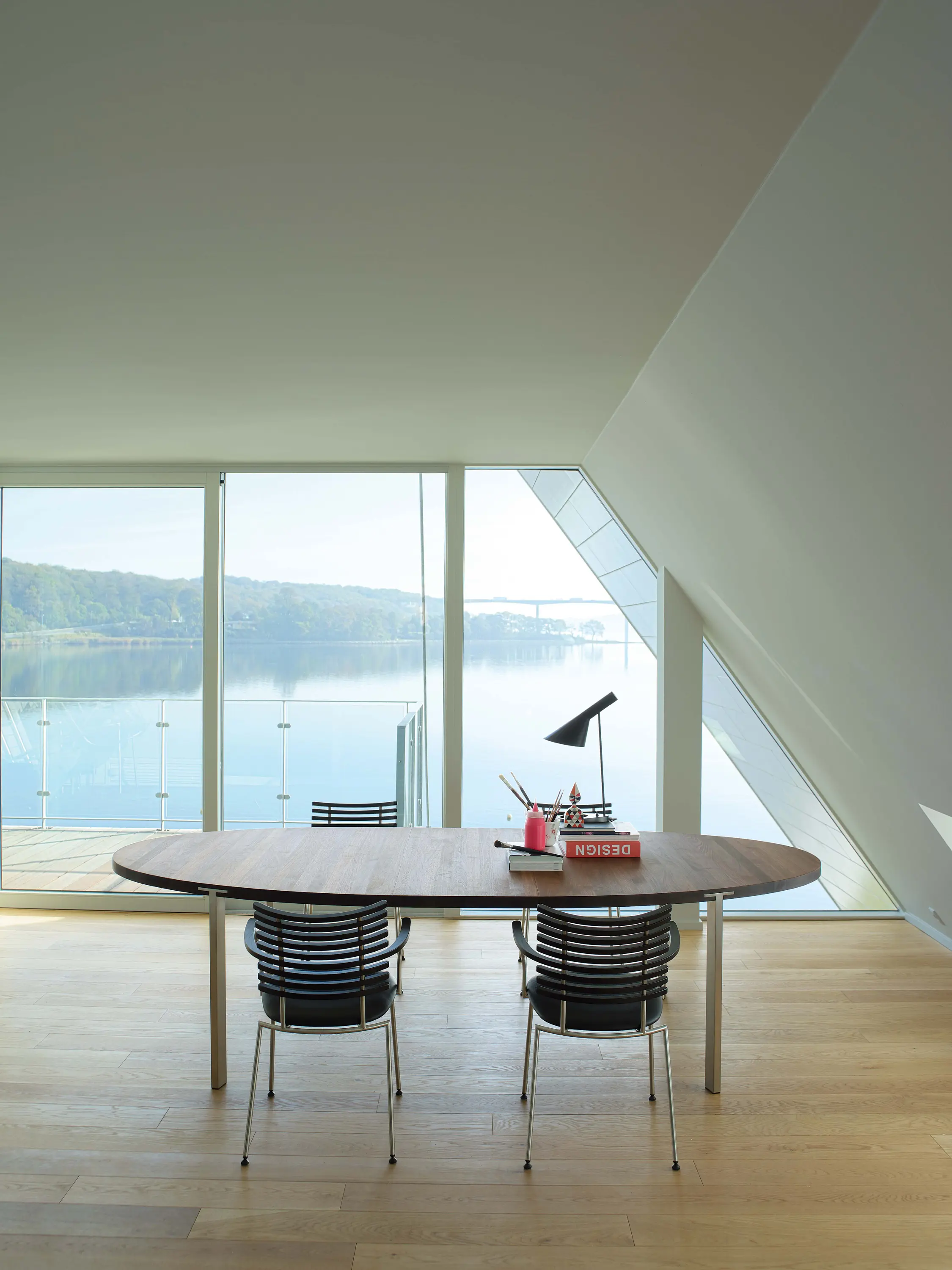 Naver Collection - GM 2130-50 Table