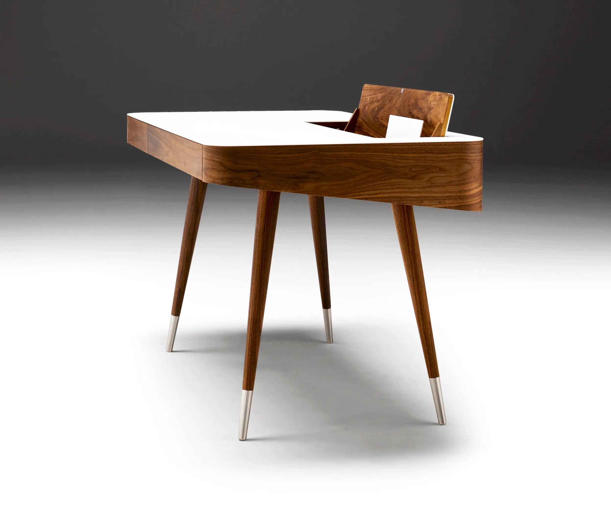 Naver Collection - AK 1330 Desk