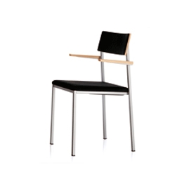 Mostra il prodotto S20 chair with arms del produttore B+W