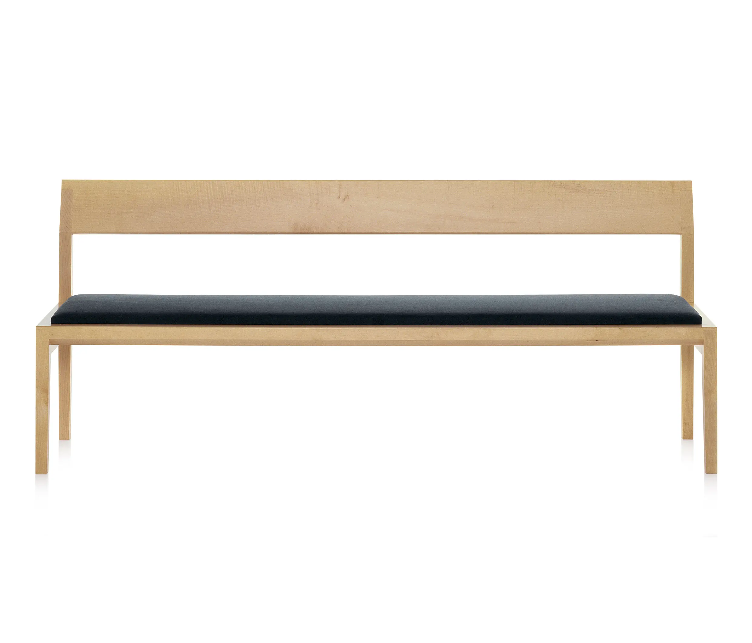 B+W - S32 bench