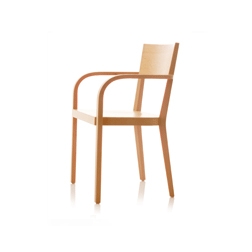 Display product S12 chair with arms from manufacturer B+W