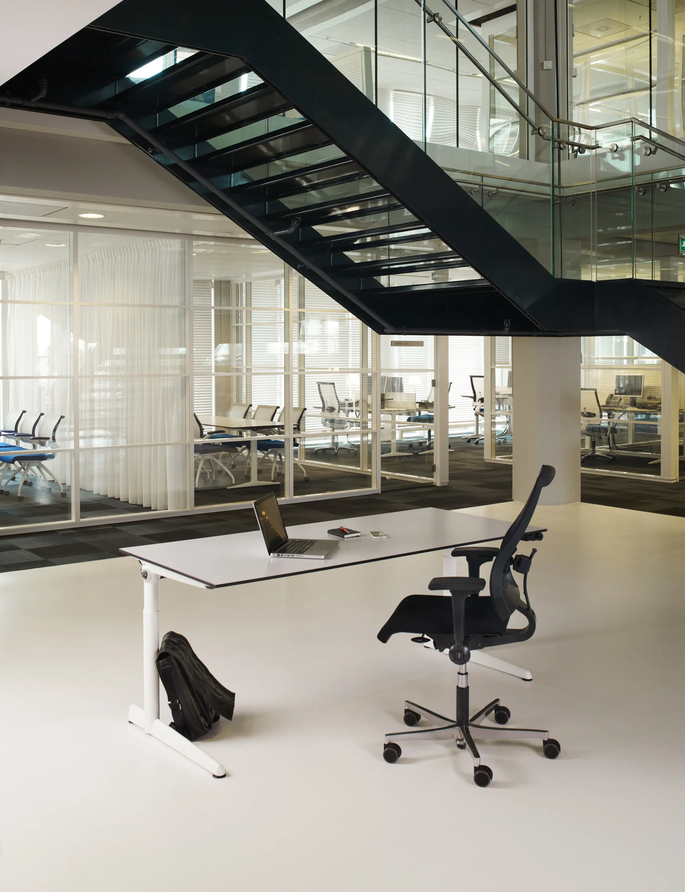 Ahrend - Ahrend 500