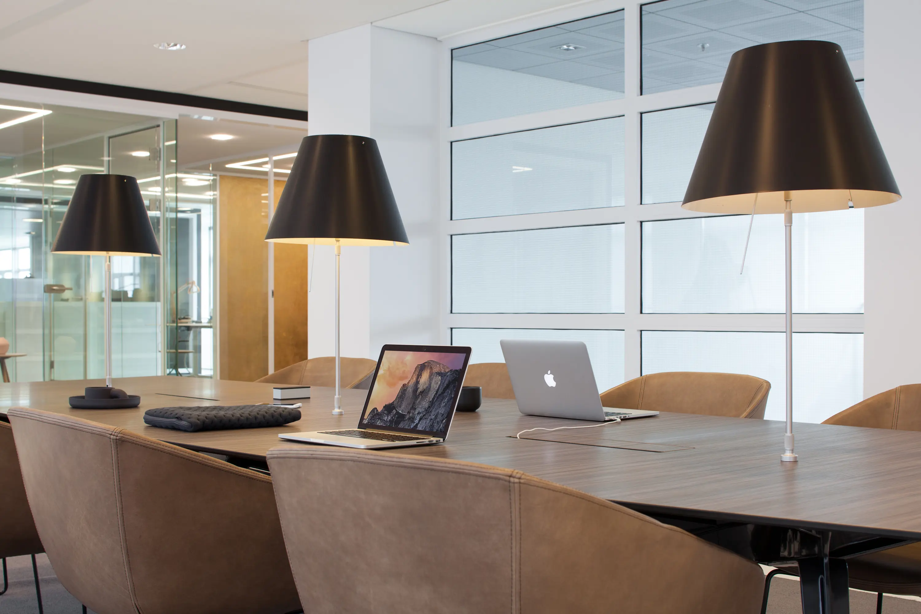 Ahrend - Ahrend 1200 Edition