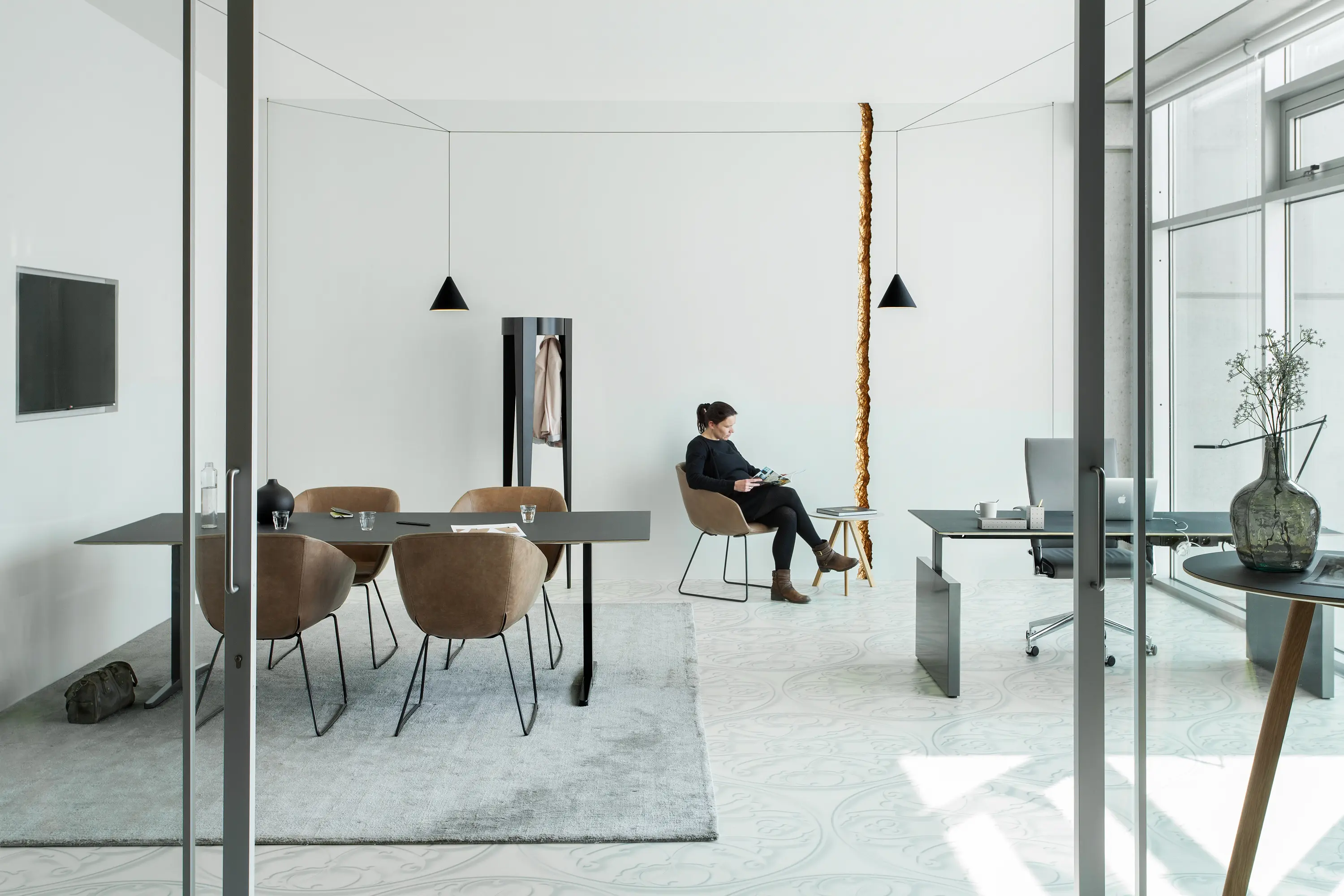 Ahrend - Ahrend Hesta