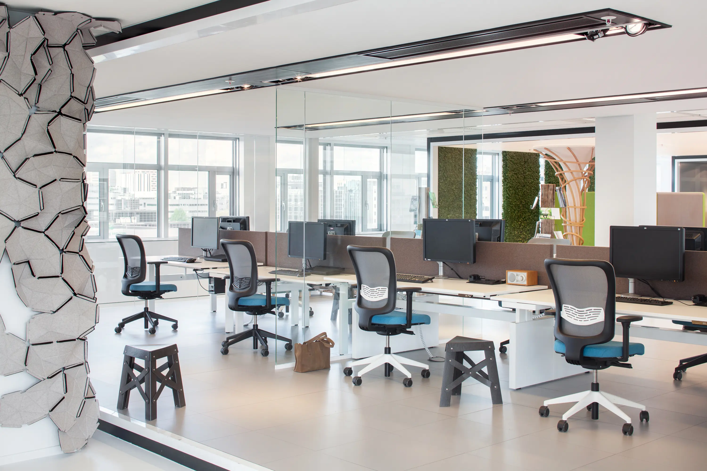Ahrend - Ahrend Balance