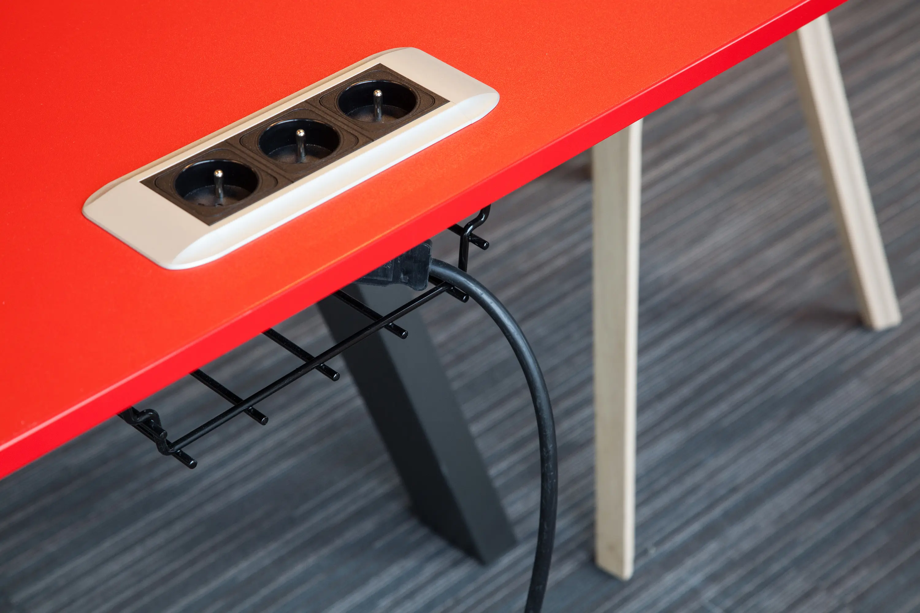 Ahrend - Ahrend Aero