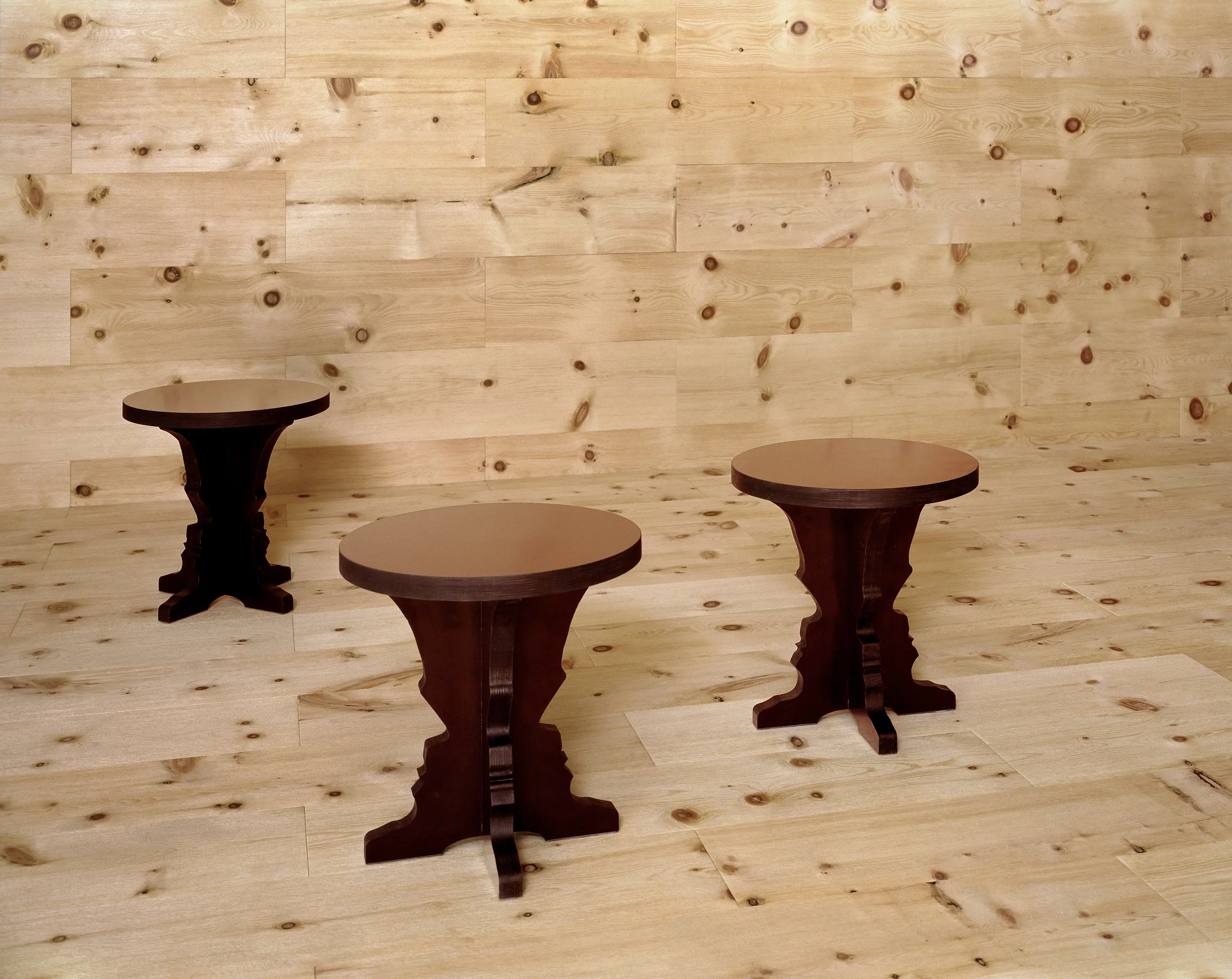 Designheiten - re_flet Occasional table/stool