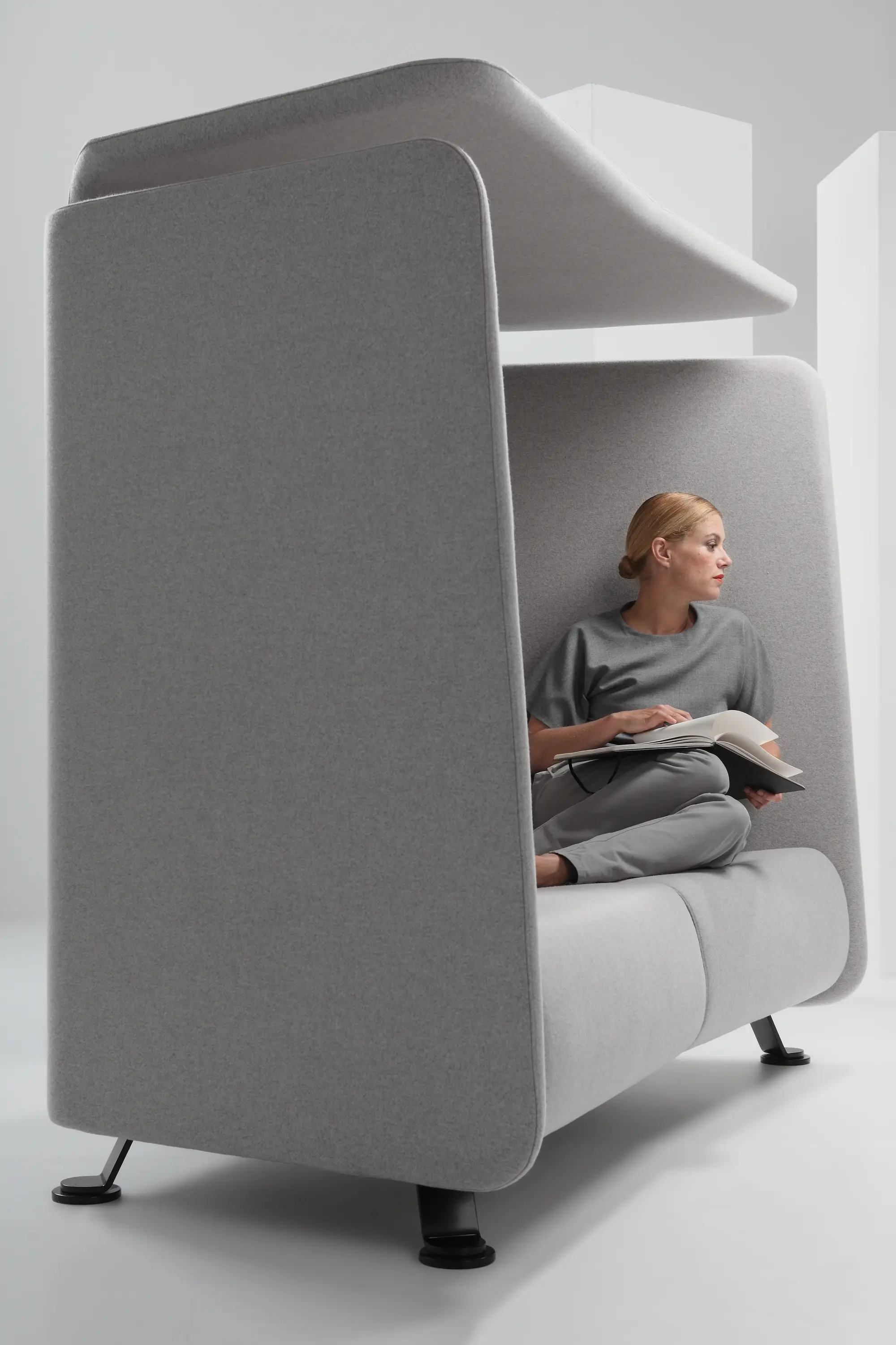 Prooff - #004.01 Niche