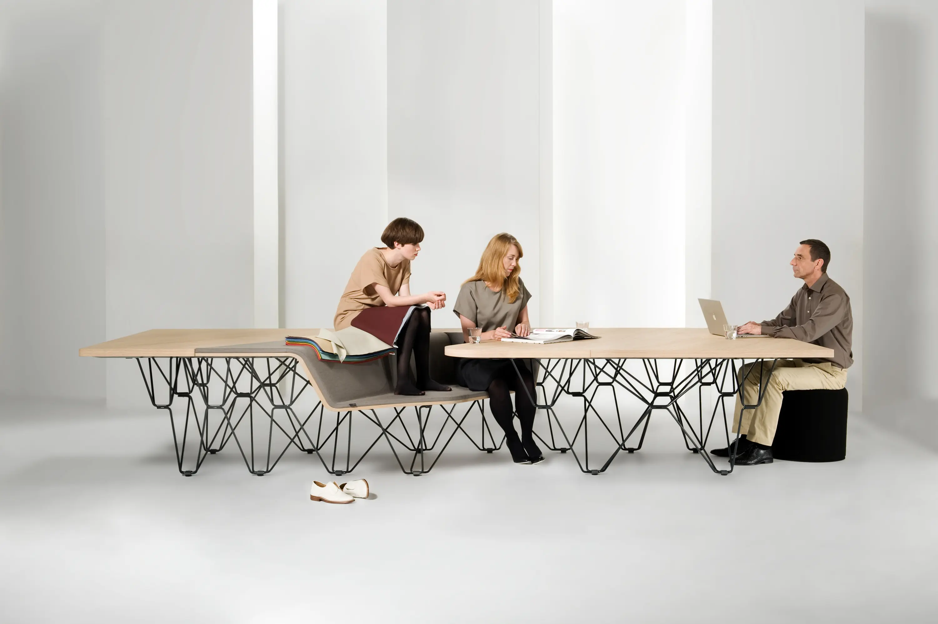 Prooff - #005.02 SitTable