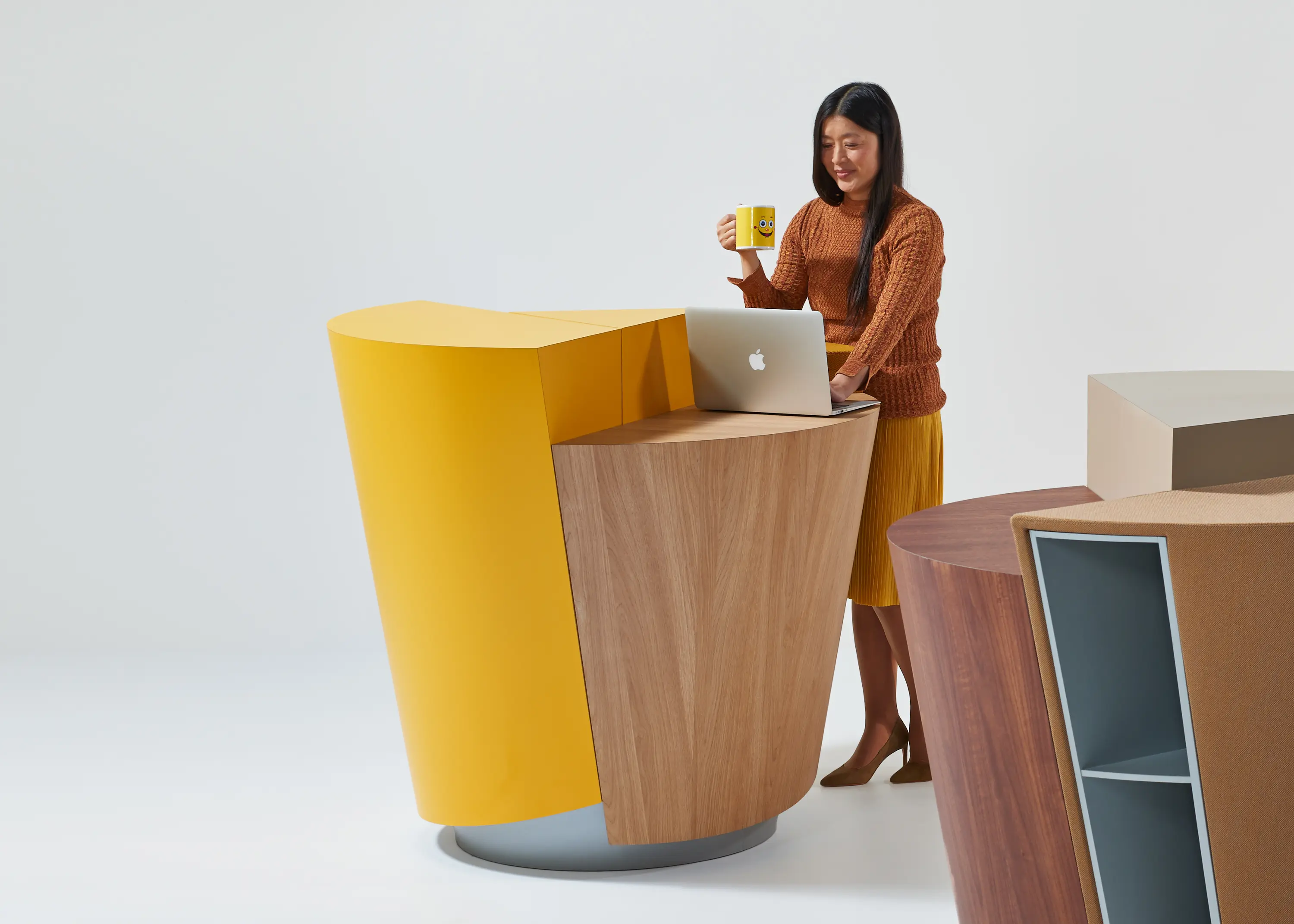 Prooff - #008.01 StandTable
