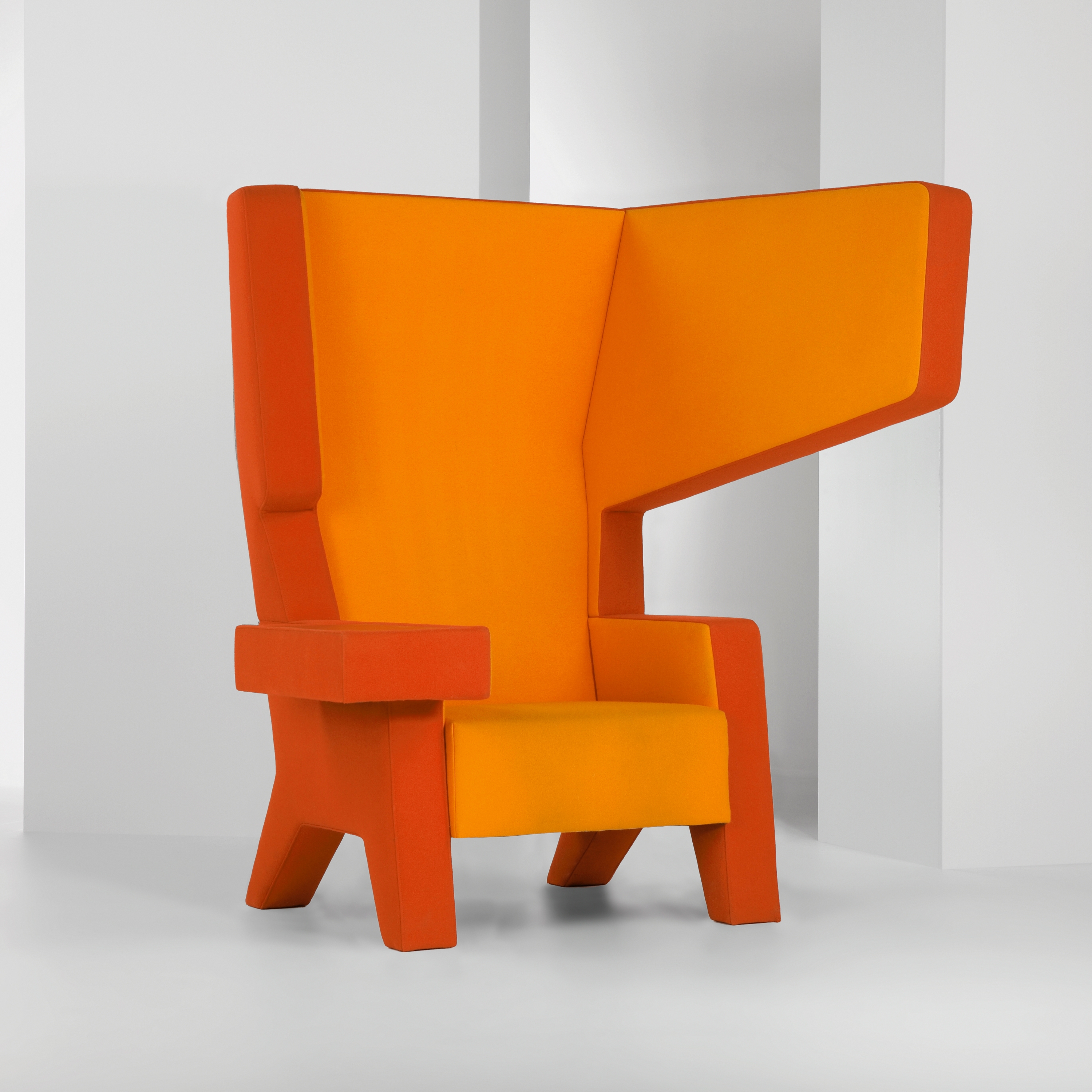 Vertoon produk #001.03 EarChair van vervaardiger Prooff