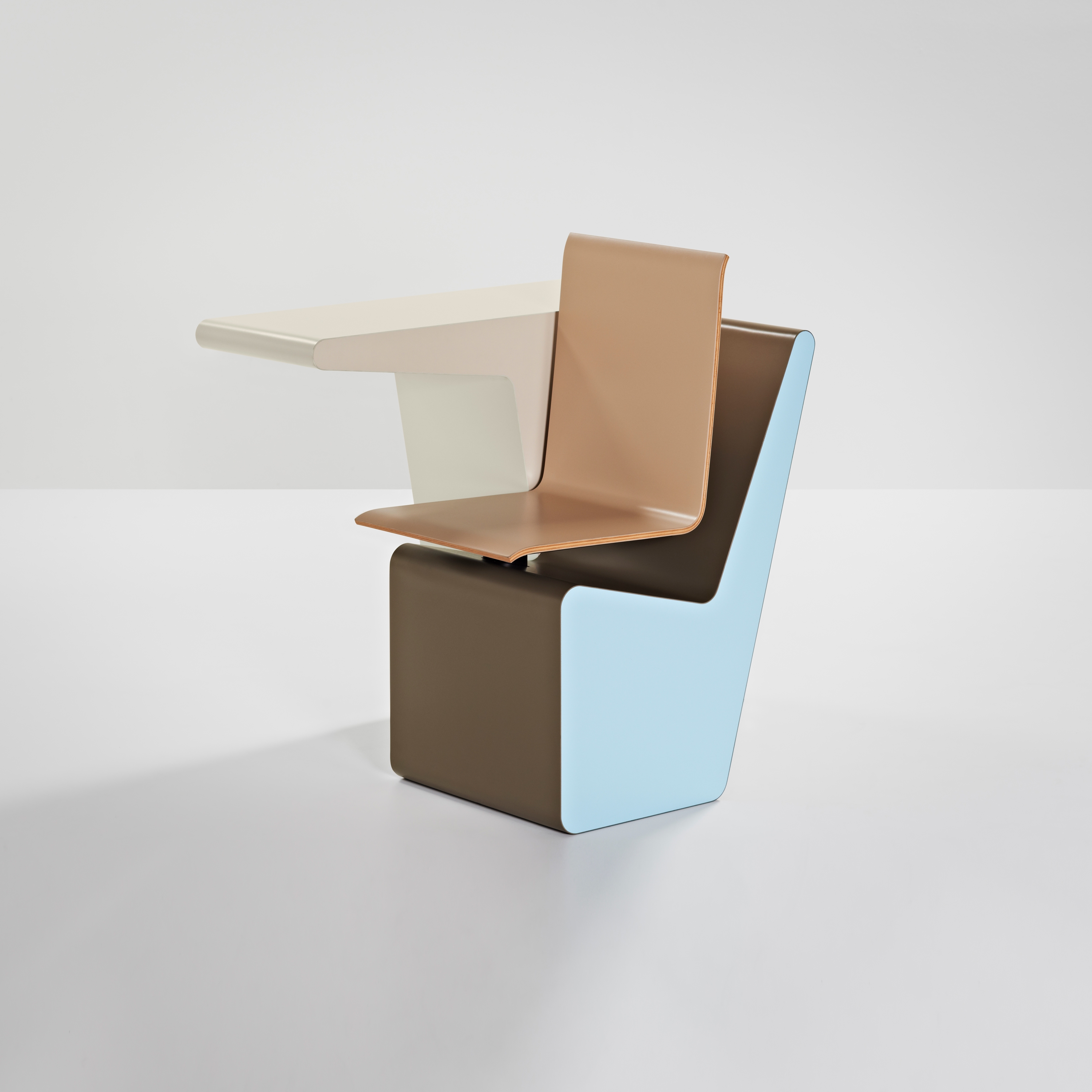 #006.10 SideSeat
