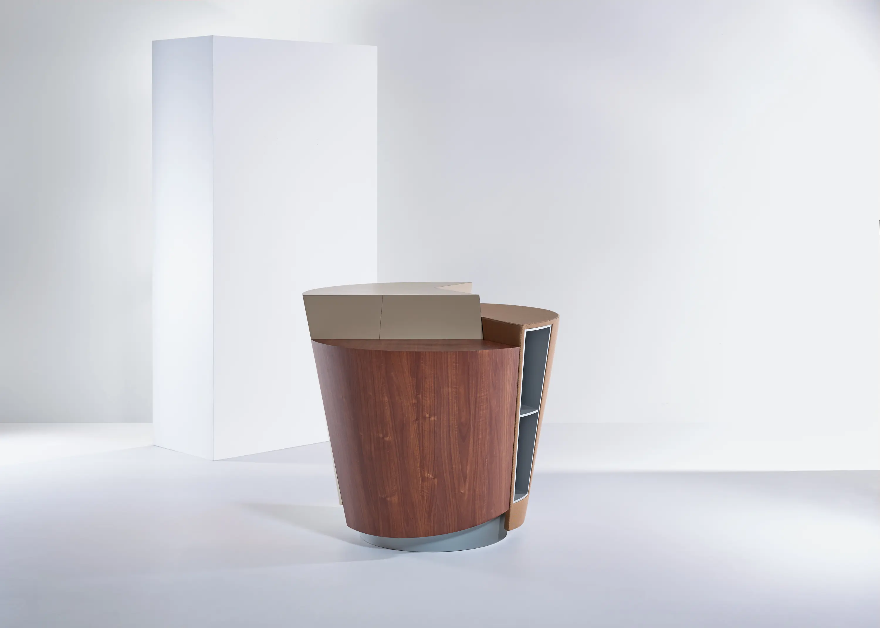 Prooff - #008.01 StandTable