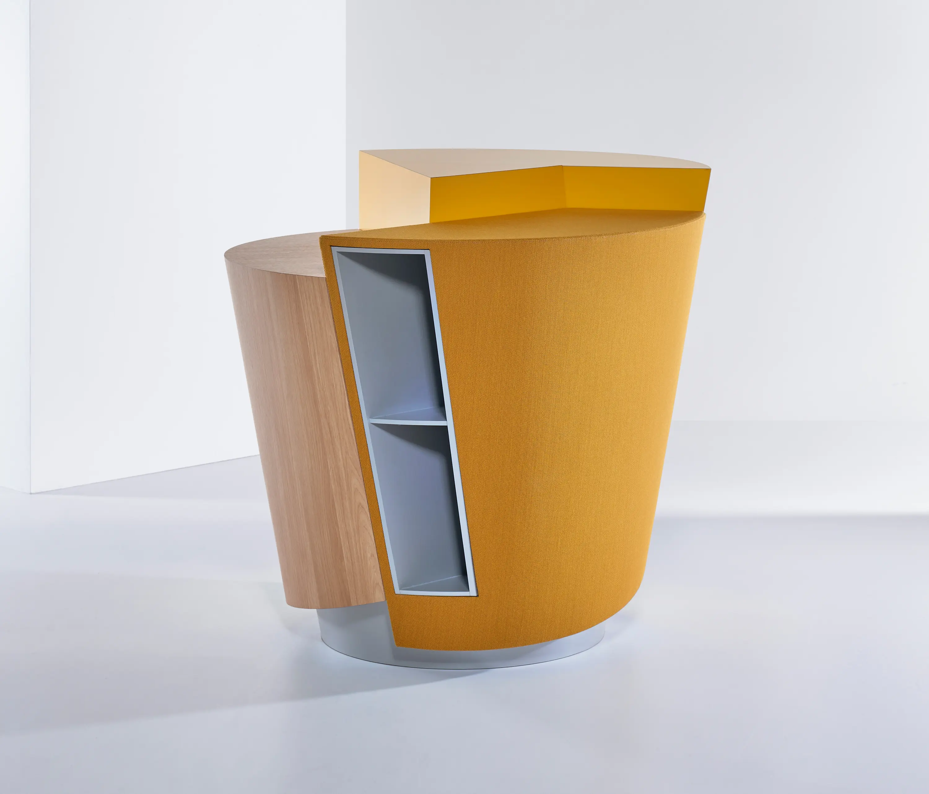 Prooff - #008.02 StandTable