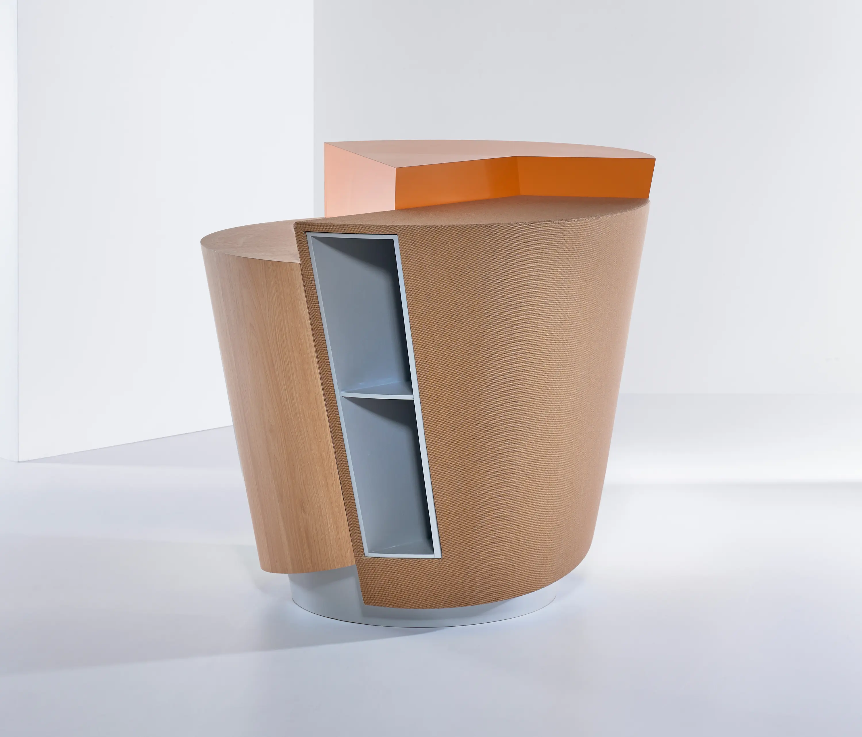Prooff - #008.03 StandTable