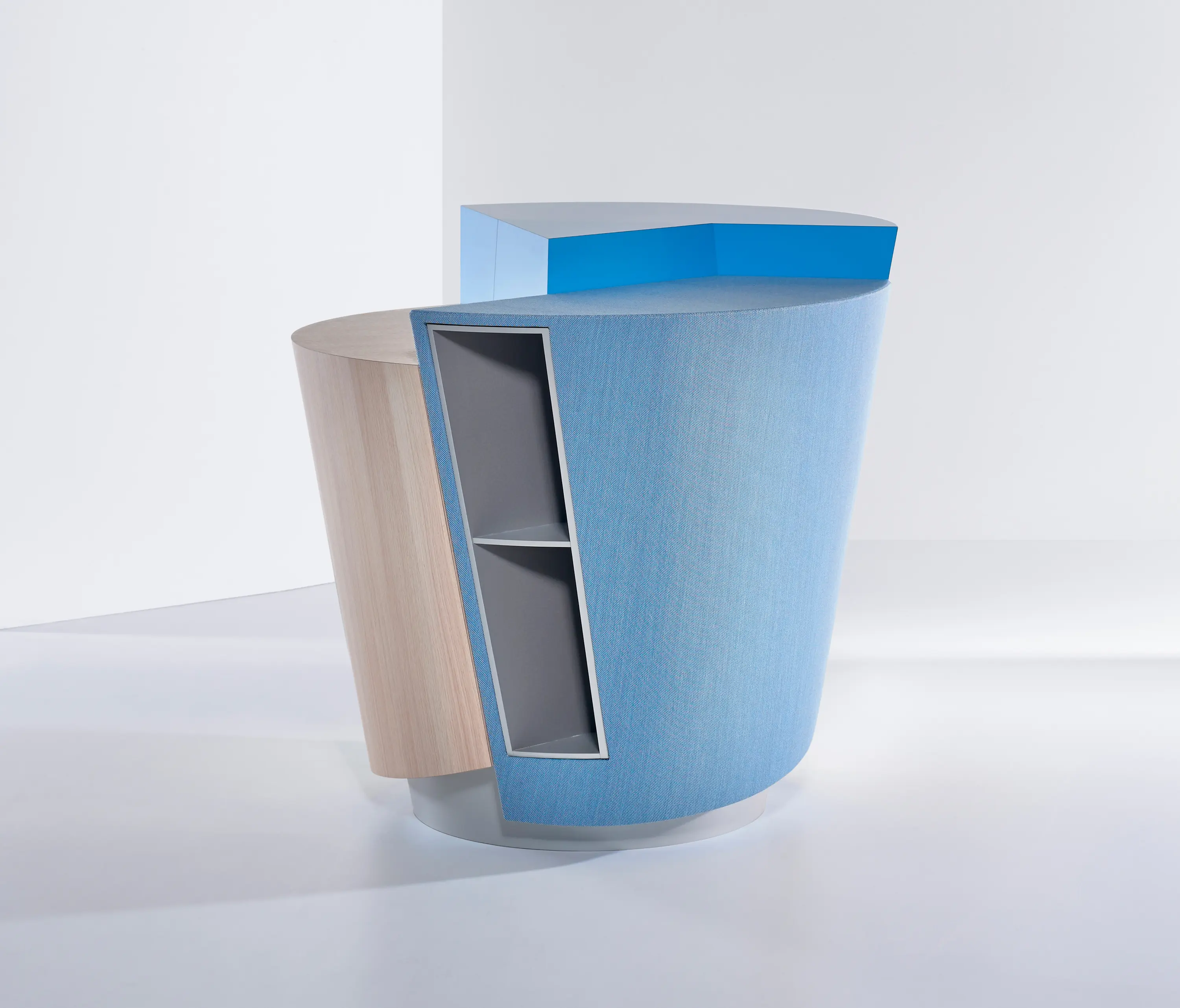 Prooff - #008.04 StandTable