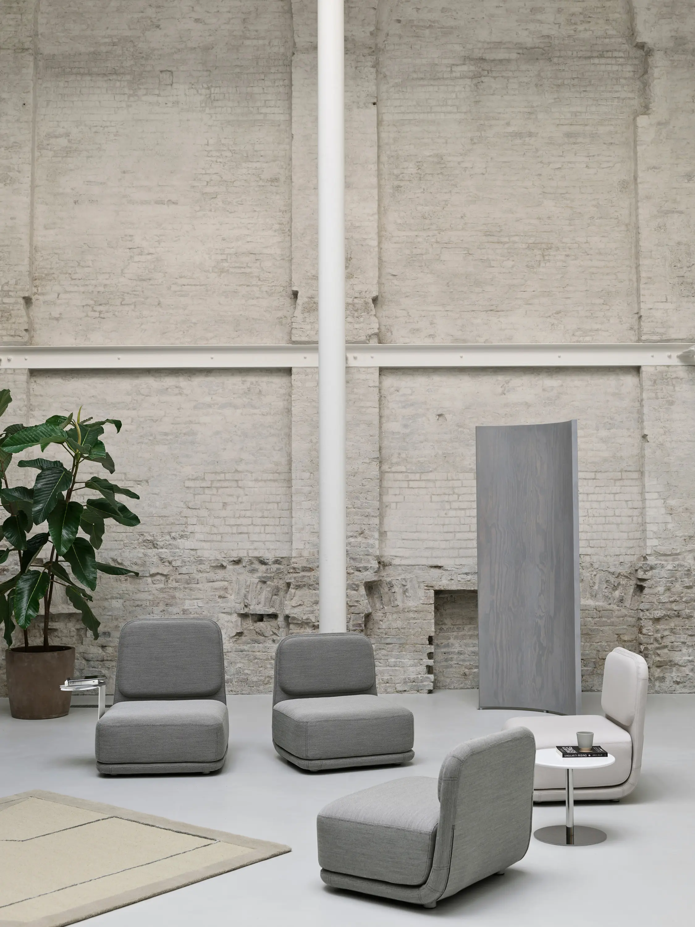 SOFTLINE - STANDBY Side Table