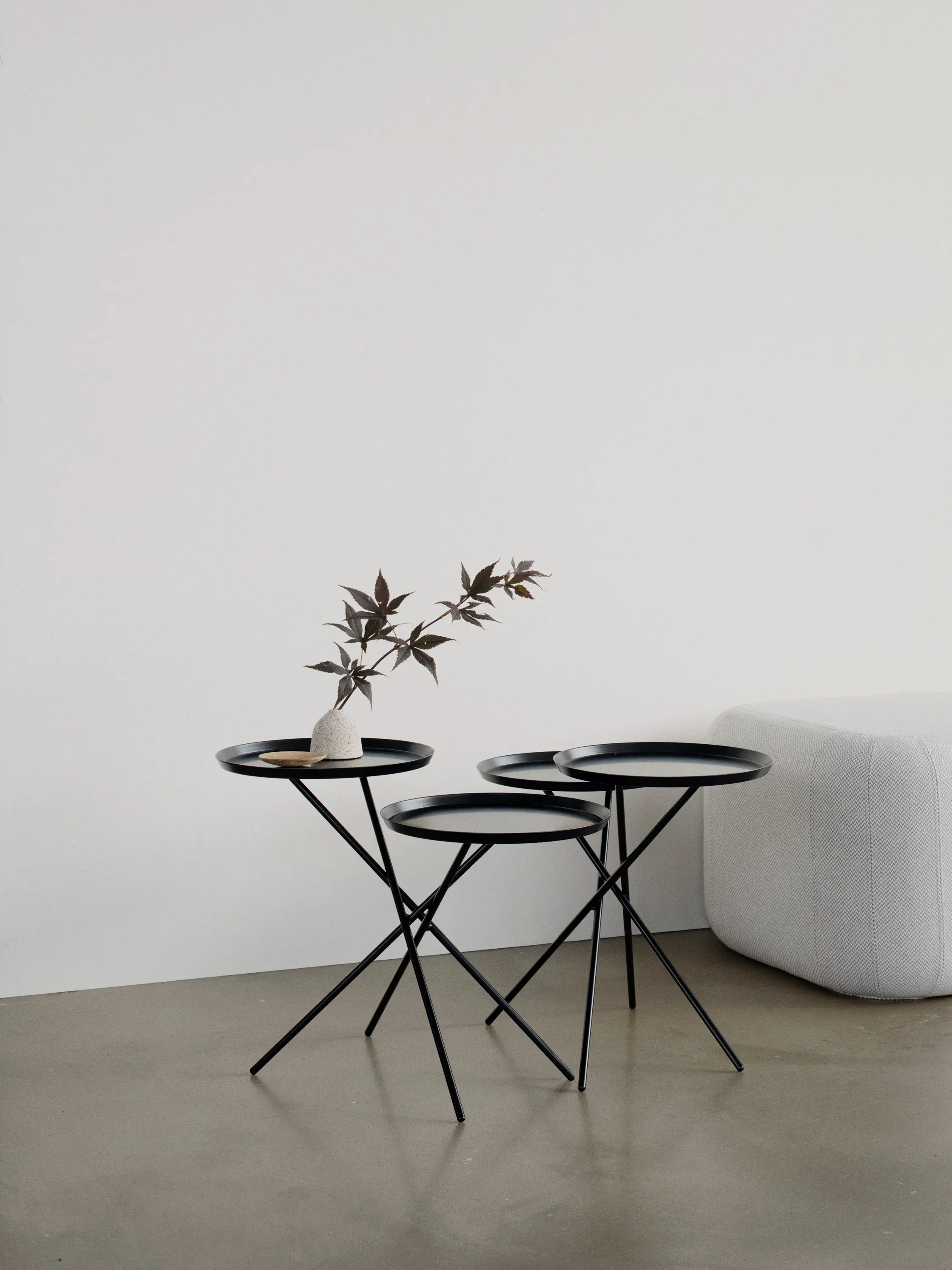SOFTLINE - MONDAY Side table